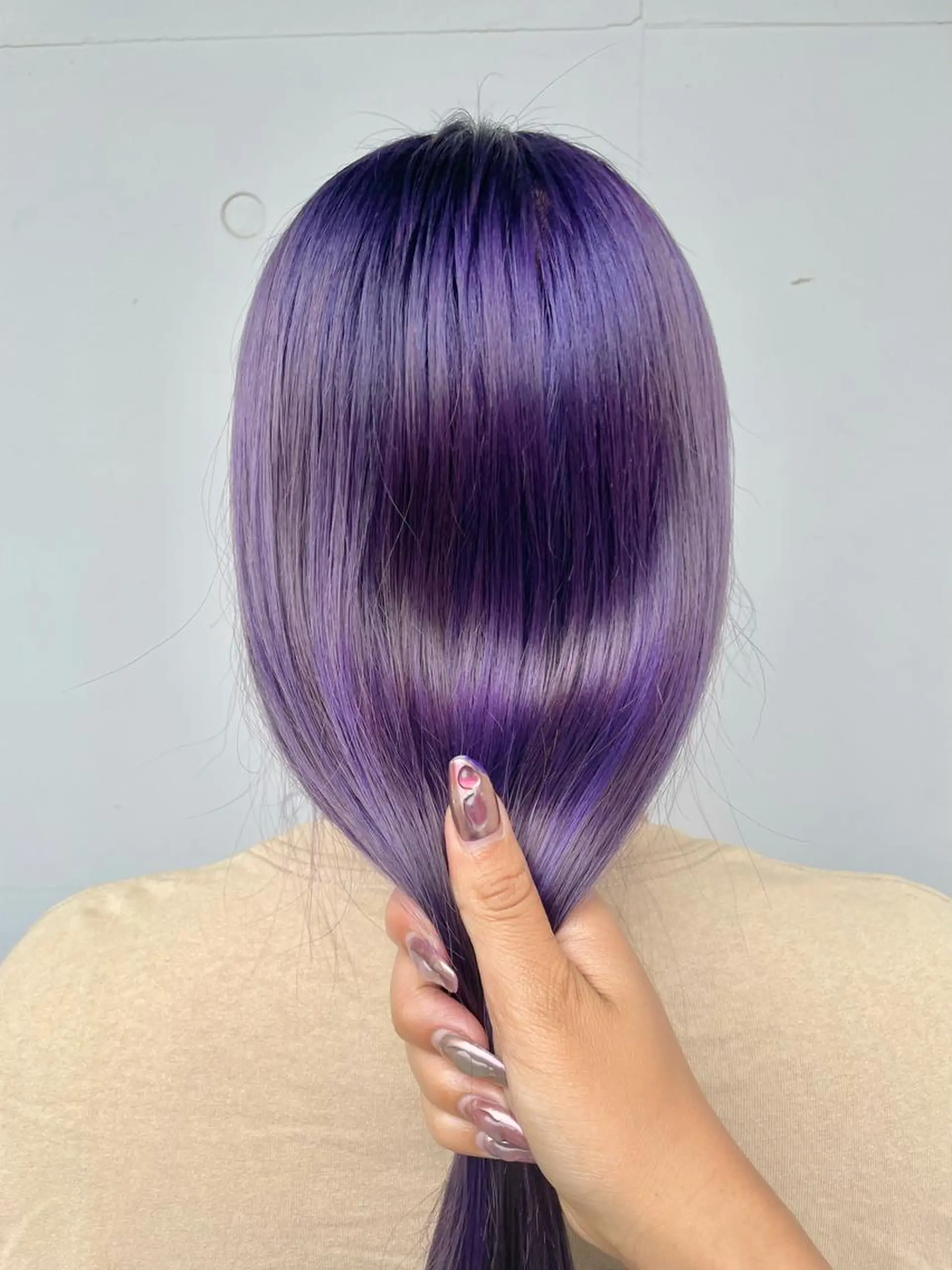 ロング カラー アディクシーカラー ブリーチ ケアブリーチ ダブルカラー イヤリングカラー カット ヘアカラー トリートメント もにか🌞原宿/渋谷 🌝ブリーチカラーのヘアスタイル