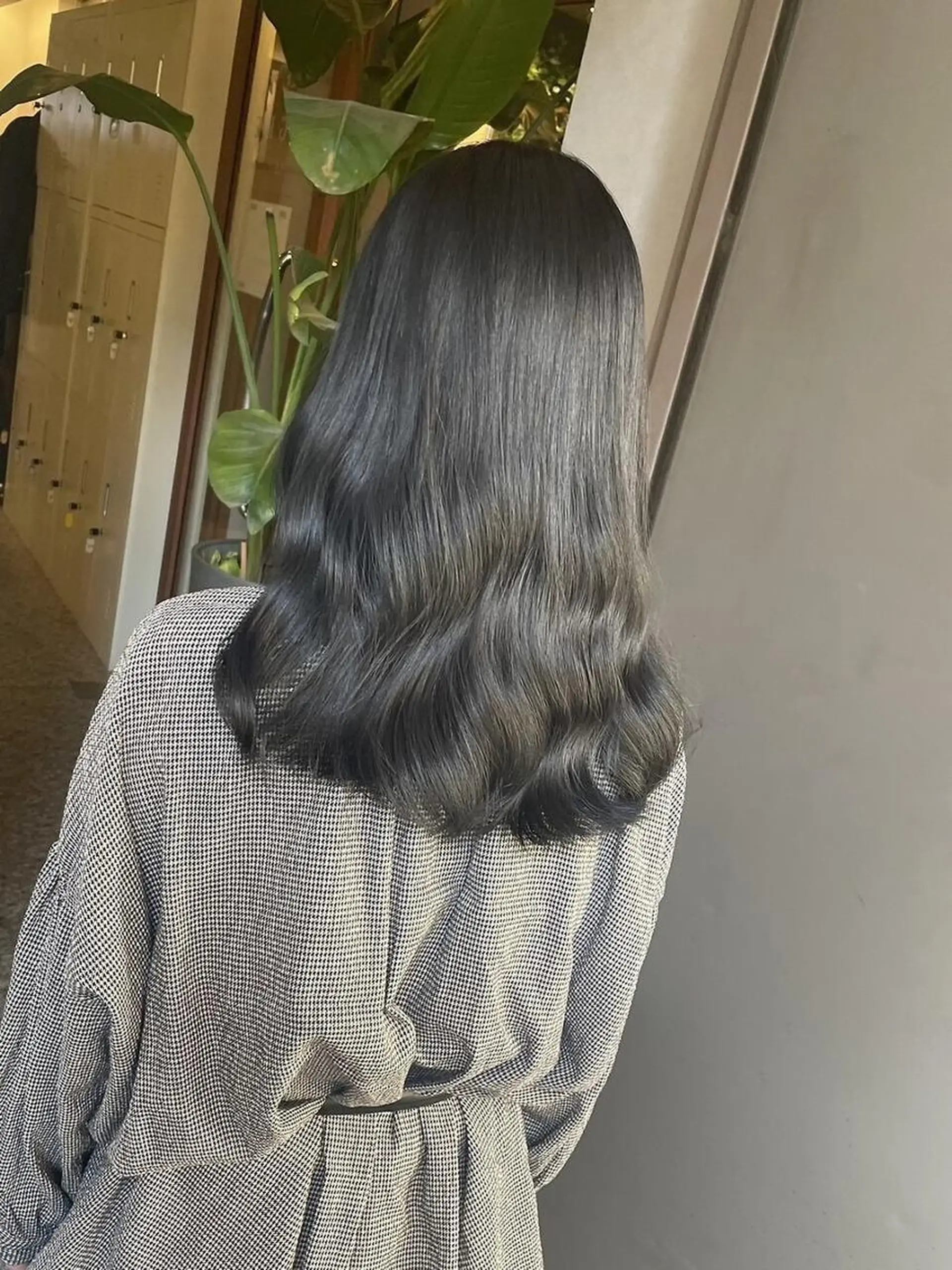 ロング カラー ブリーチ ブラウンカラー ショコラブラウン ダブルカラー ブリーチなしカラー TIGRE kamitoriのヘアスタイル