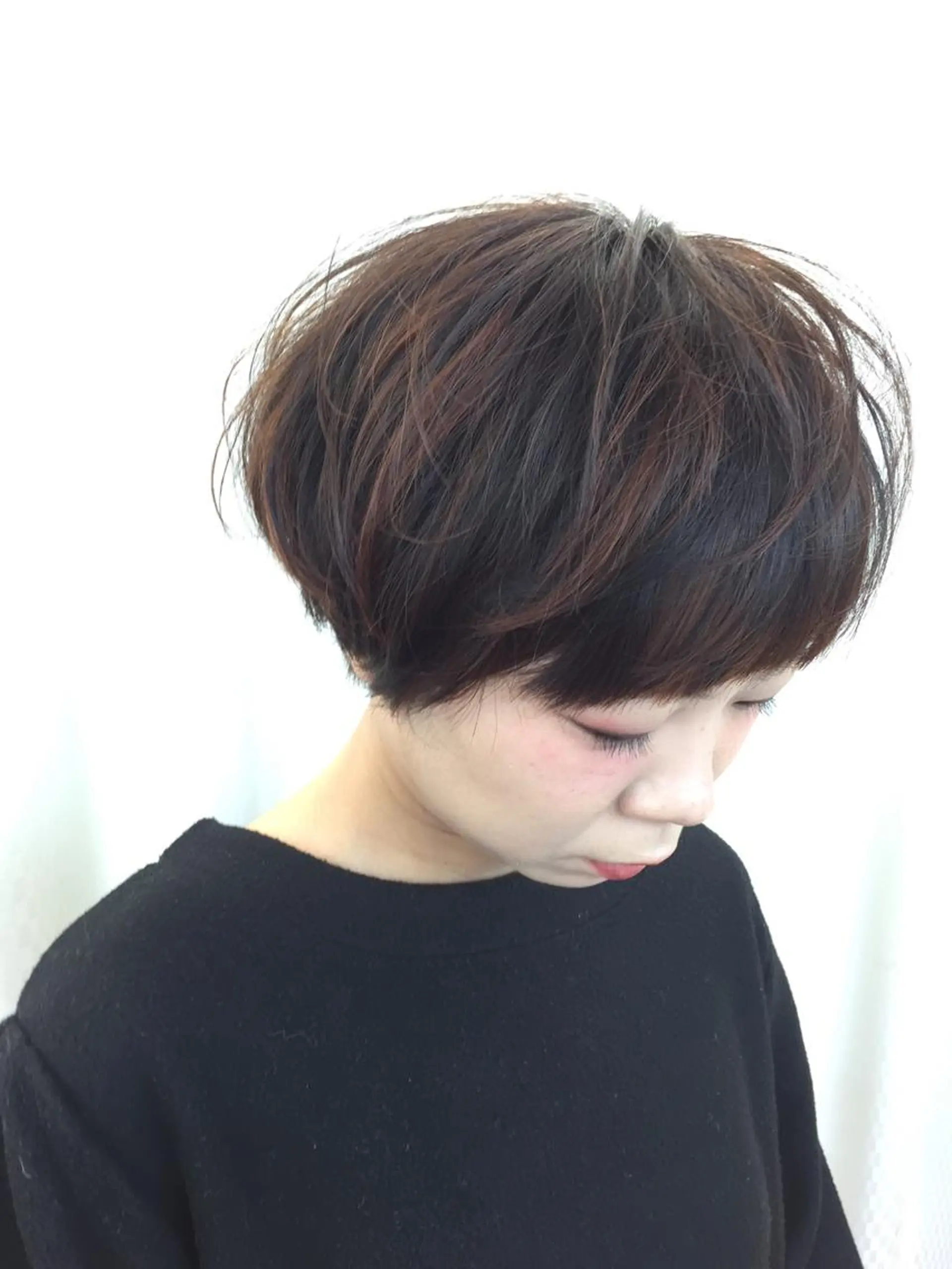 ショート カラー ハイライトカラー ハイライト ティアラbyギャロ ティアラbyギャロのヘアスタイル