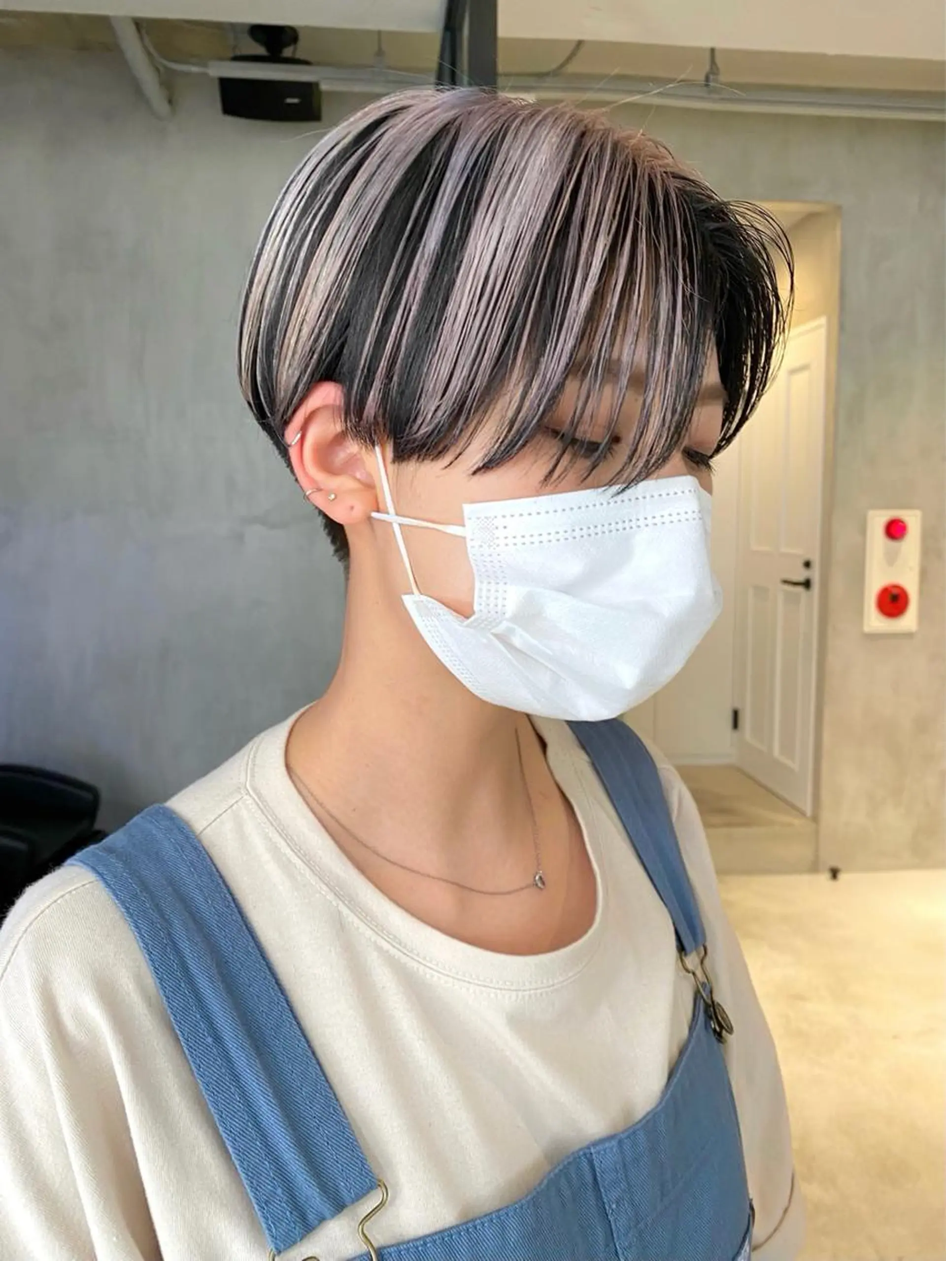 ショート カラー ヘアアレンジ ブリーチ ケアブリーチ ケアカラー ハイトーンカラー インナーカラー ショートヘア原宿 fifth コシのヘアスタイル