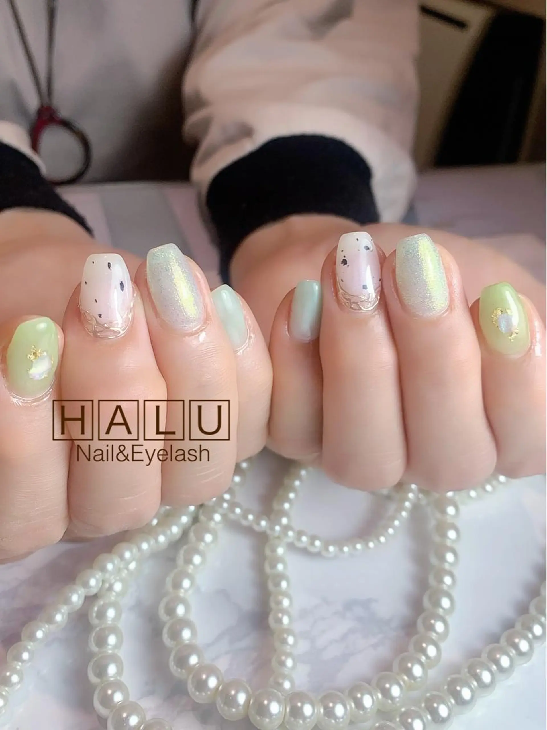 ネイル グリーン HALU ハルのネイルデザイン