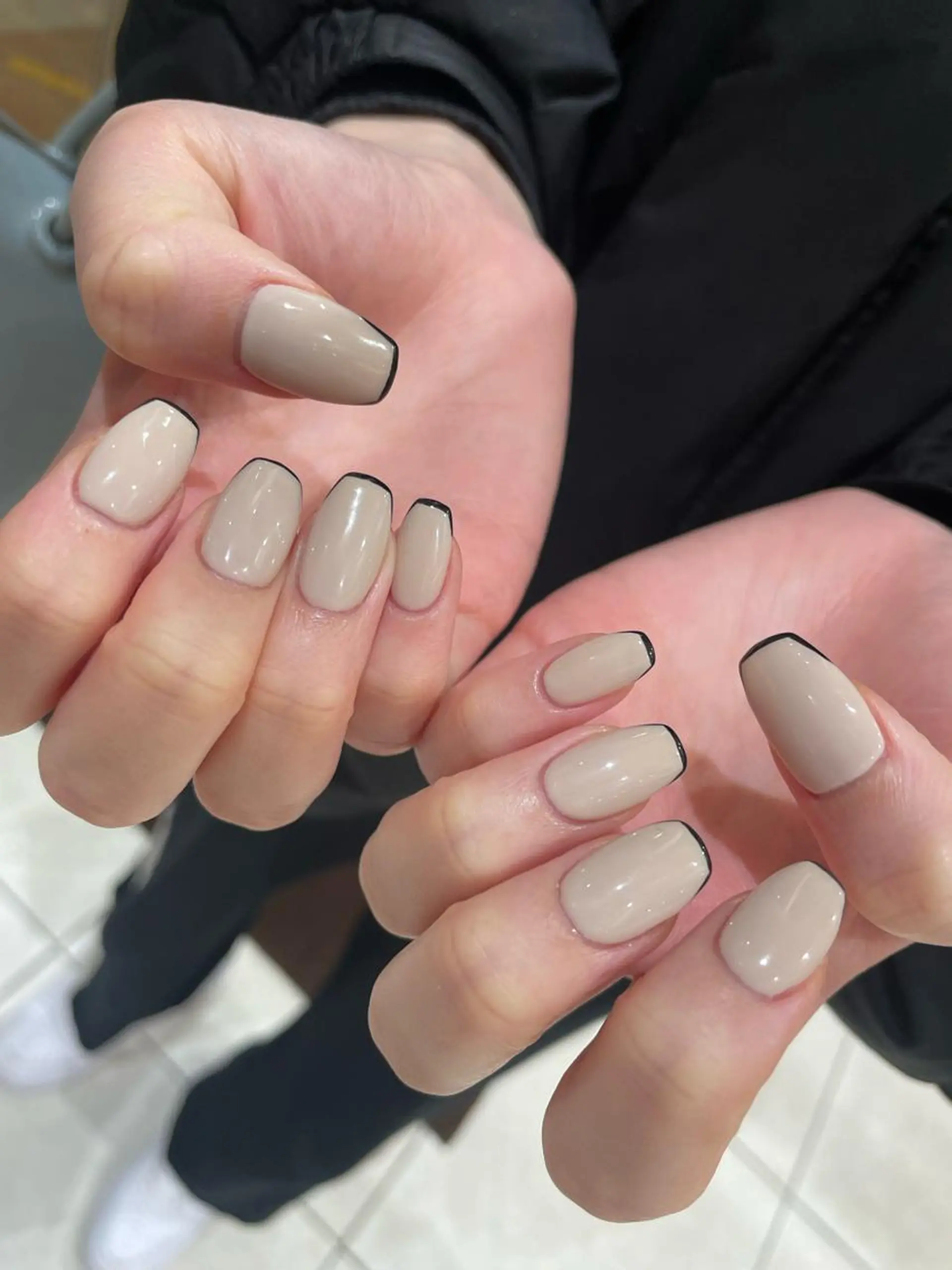 ネイル フレンチネイル ハンドネイル 細矢 咲花のネイルデザイン