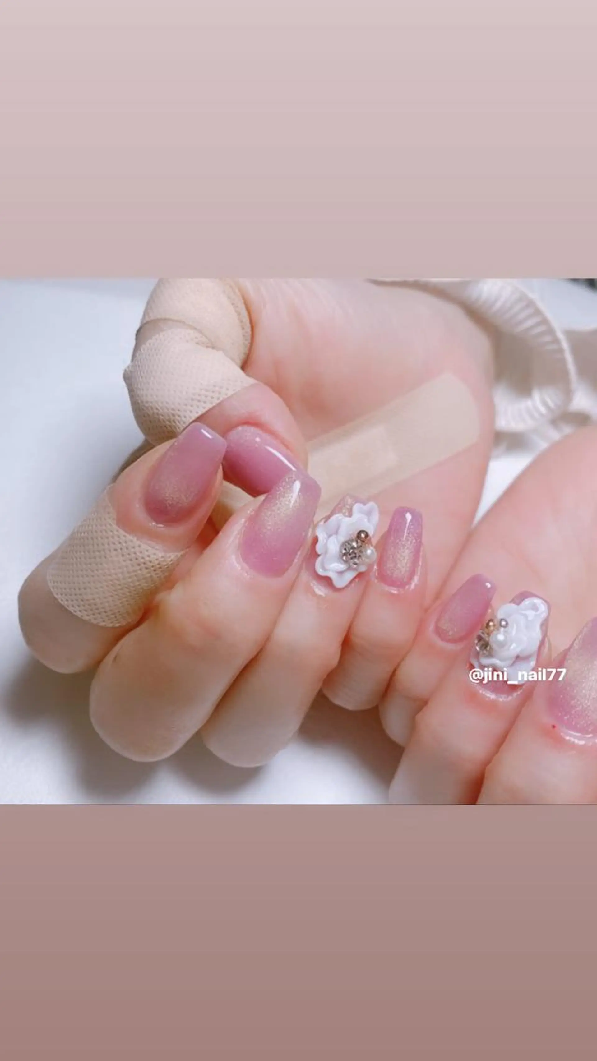 ネイル JINI NAIL所属・ジニ ネイルのネイルデザイン