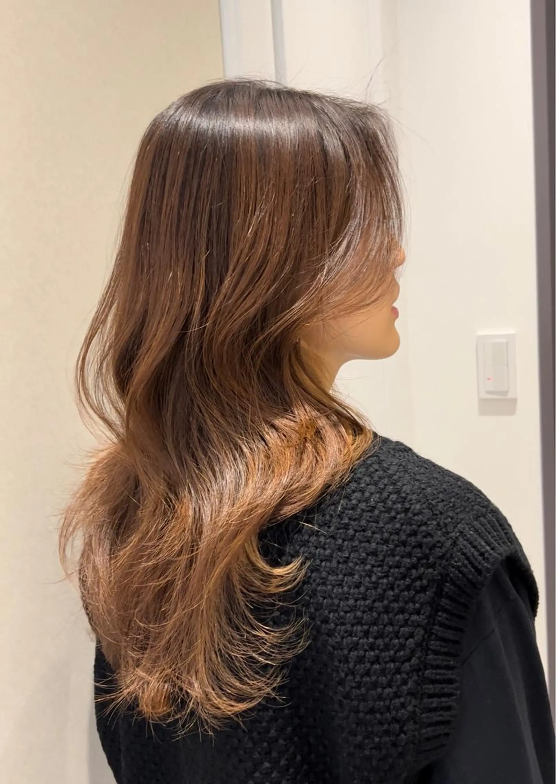 セミロング カラー 顔まわりレイヤー 顔周りカット レイヤーカット ✨まとまるボブ/ 切りっぱなし/ユキナのヘアスタイル