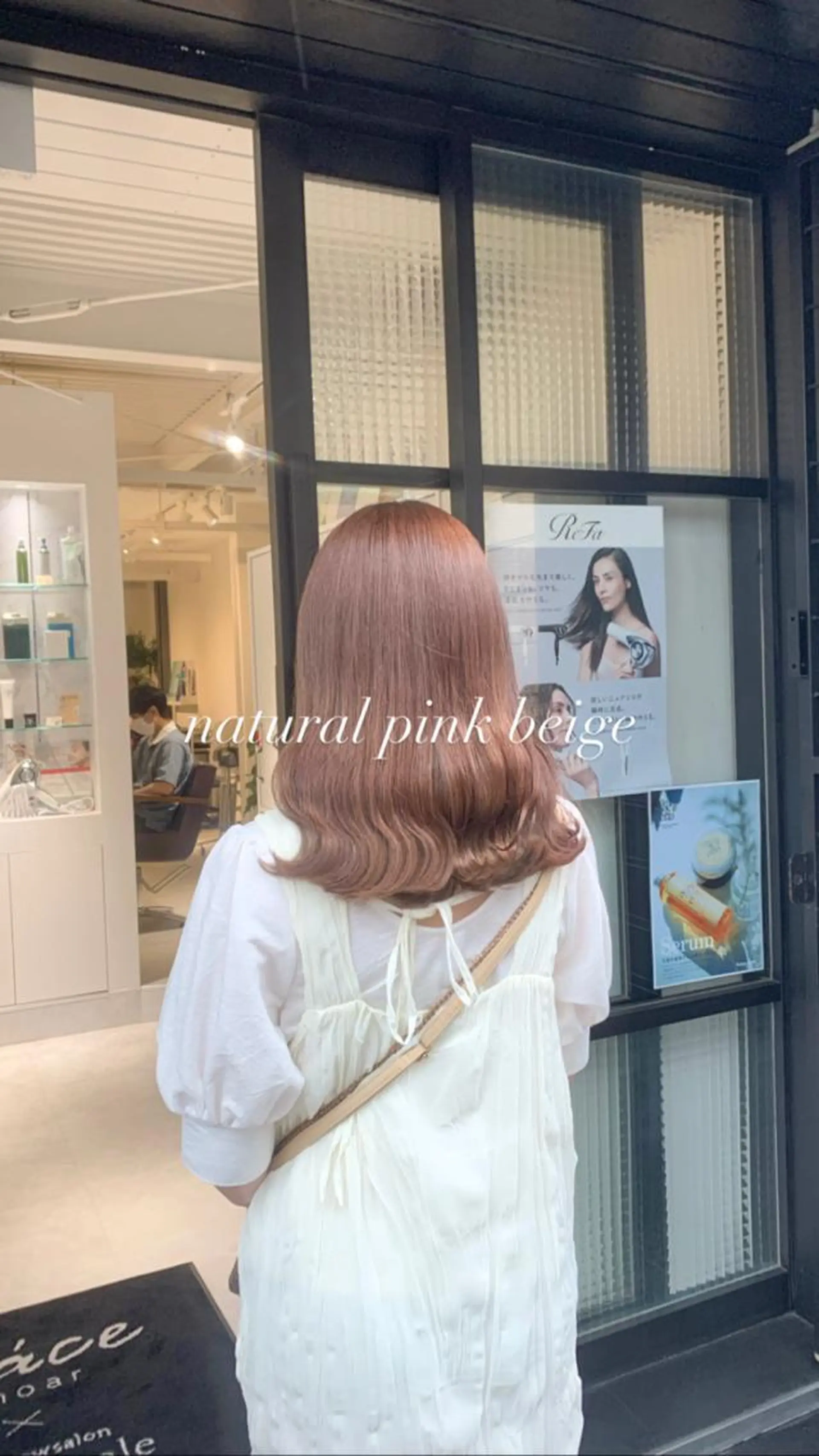 セミロング カラー ベージュカラー ピンクカラー ピンクベージュ 縮毛矯正とレイヤー カット/杉村凜汰郎のヘアスタイル