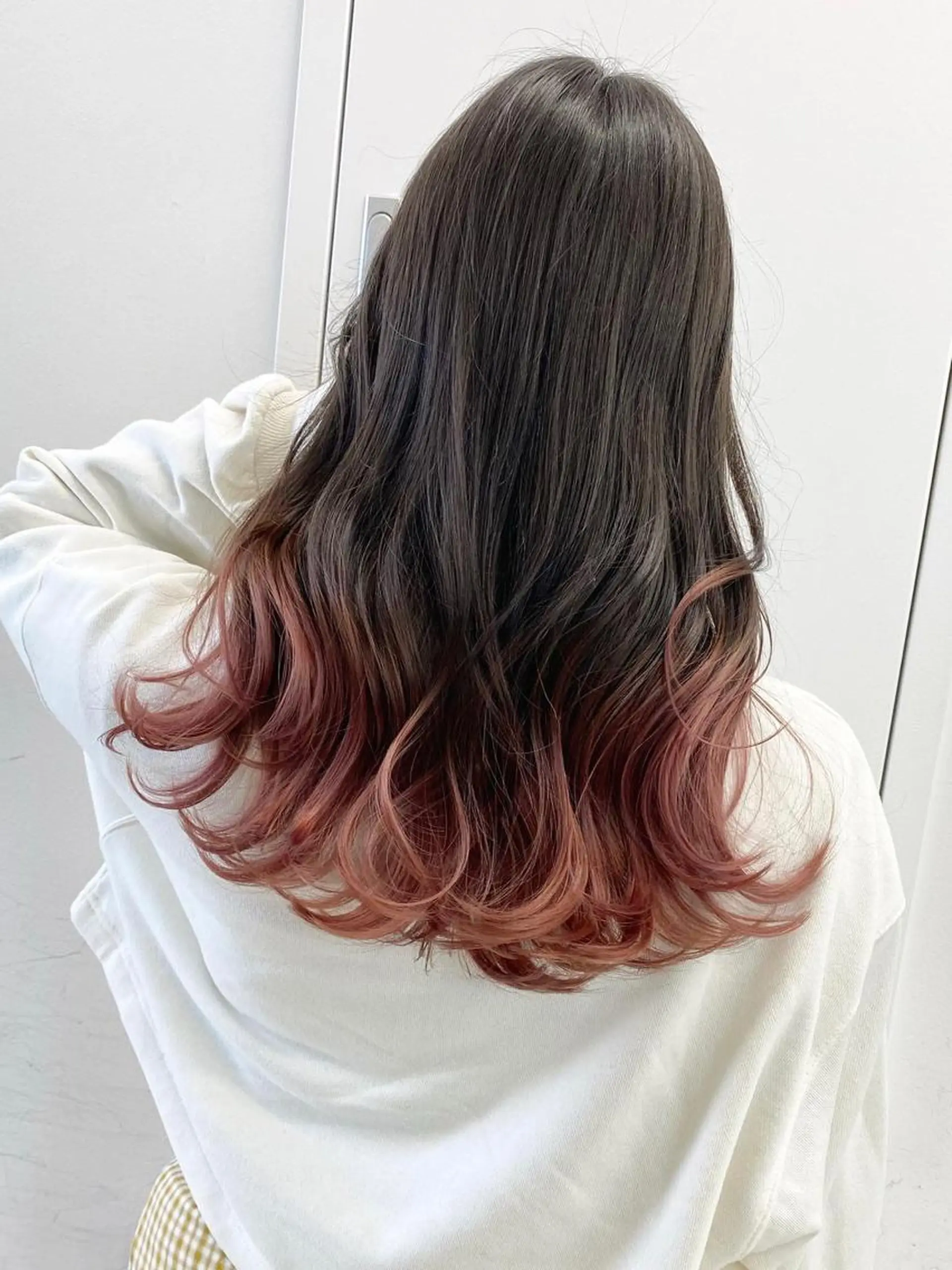 セミロング カラー グラデーションカラー ヘアカラー トリートメント 【公式】amble luxe池袋東口🩷のヘアスタイル