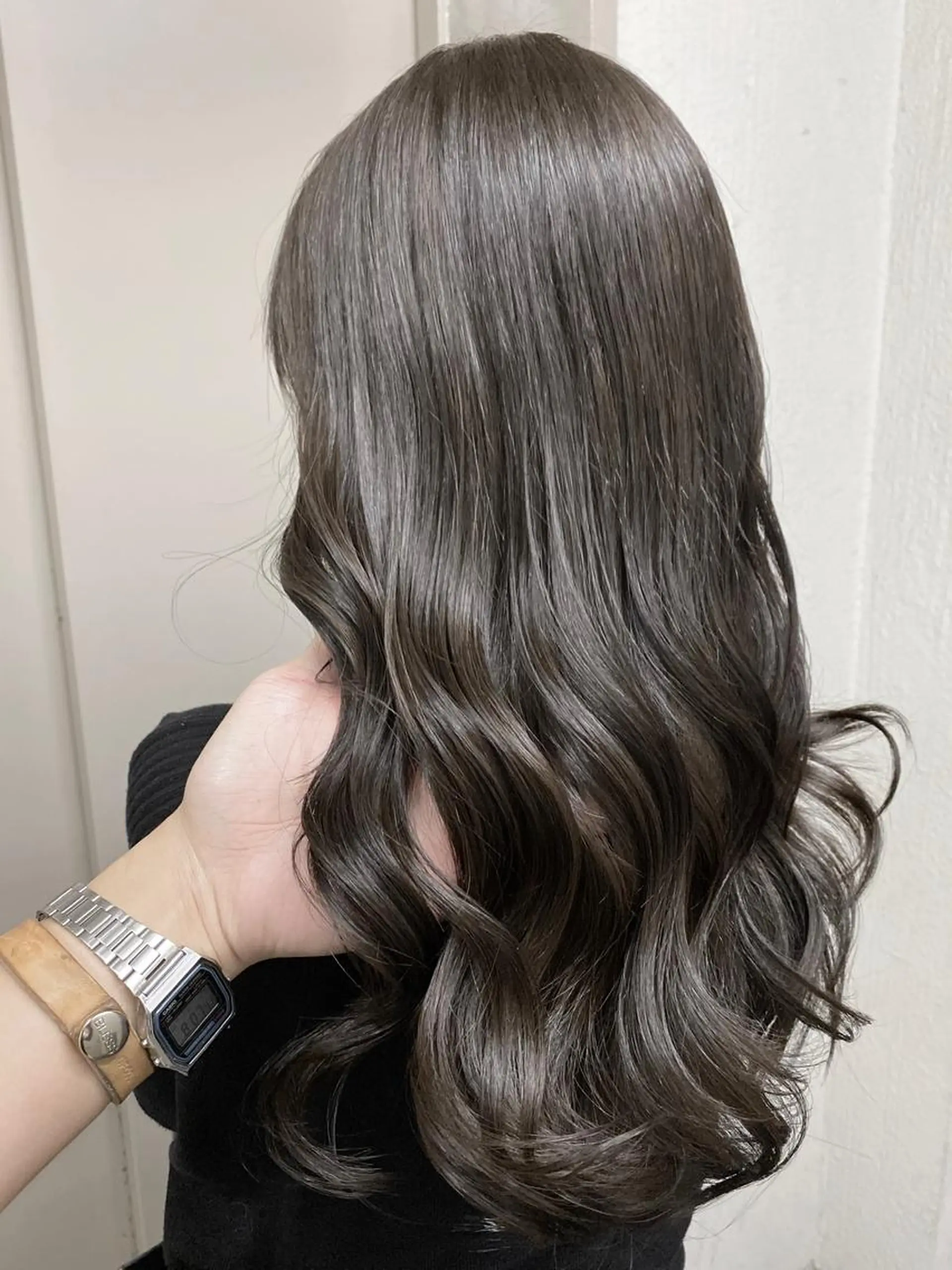 ロング カラー ヘアアレンジ キッズ ネイル マツエク・マツパ アイブロウ 結婚式・ブライダル アッシュ アッシュブラウン バレイヤージュ ベージュカラー 韓国風×透明感カラー 髪質改善オタベシンヤのヘアスタイル