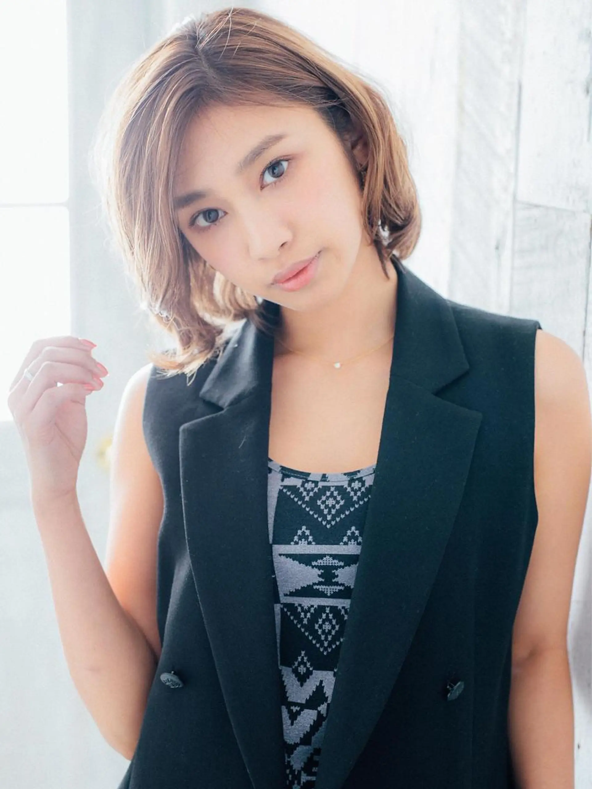 ミディアム カラー パーマ FUKUNAGA YUのヘアスタイル