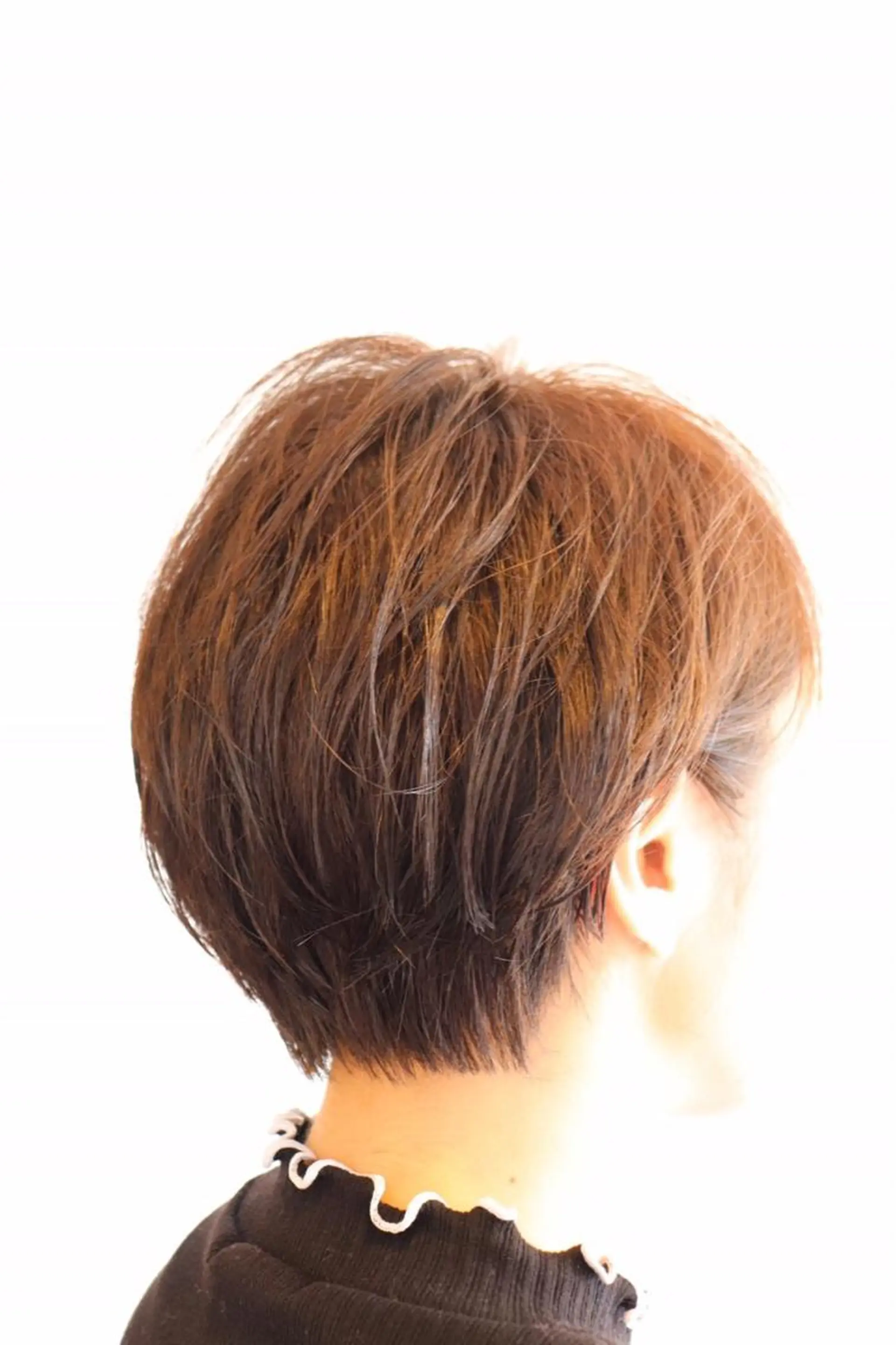 ショート 小川 美香のヘアスタイル