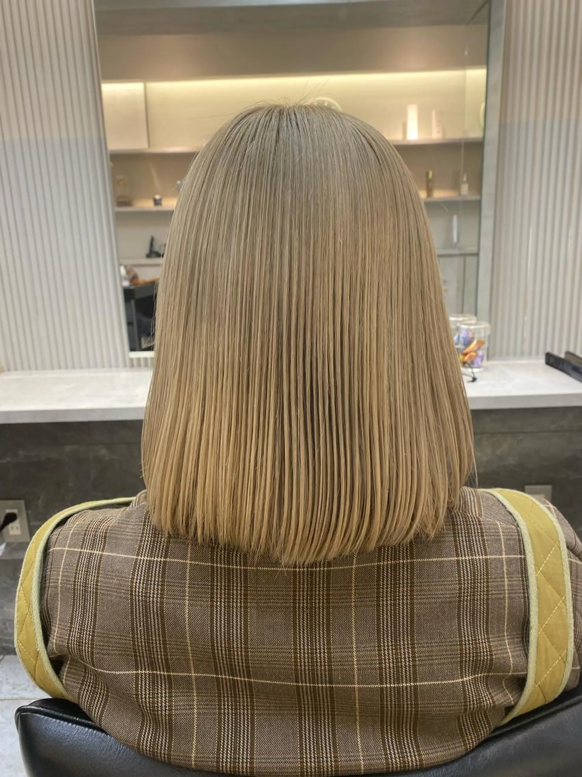 ミディアム カット ヘアカラー トリートメント ヘッドスパ 木原良 (キハラ リョウ)のヘアスタイル