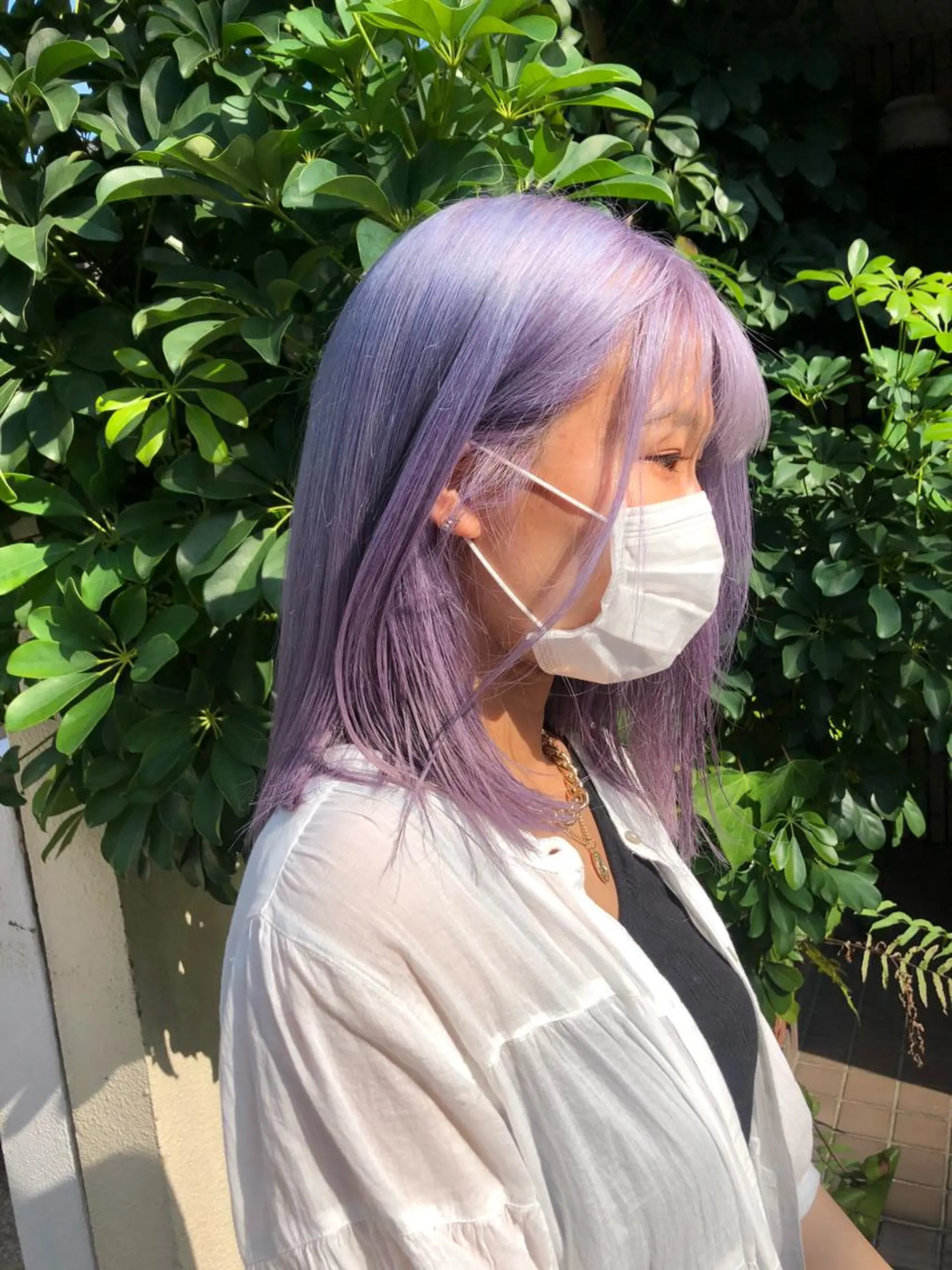 セミロング カラー ブリーチカラーが人気 onnuのヘアスタイル