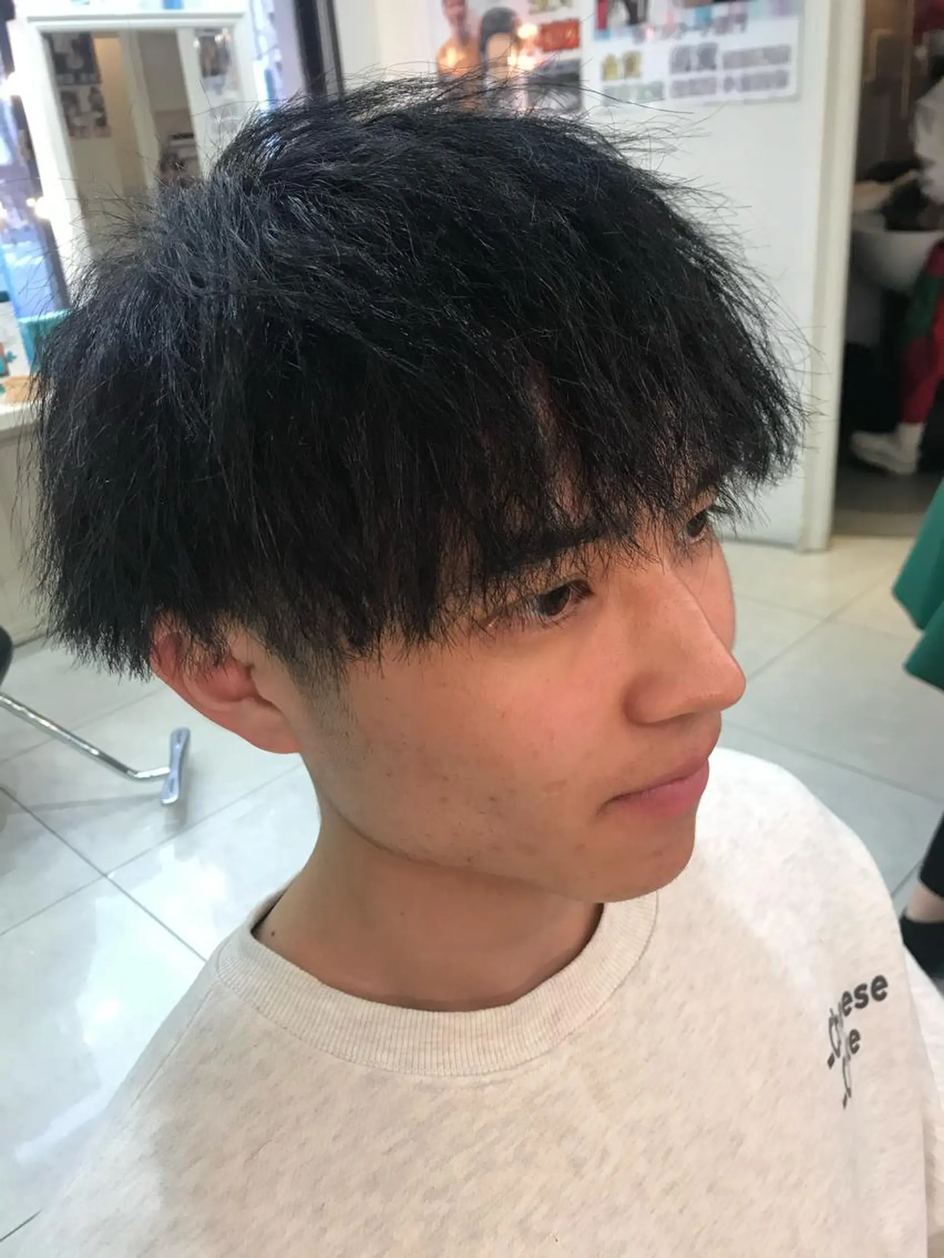 ショート カラー パーマ メンズ カット パーマ 平内 賢人のヘアスタイル