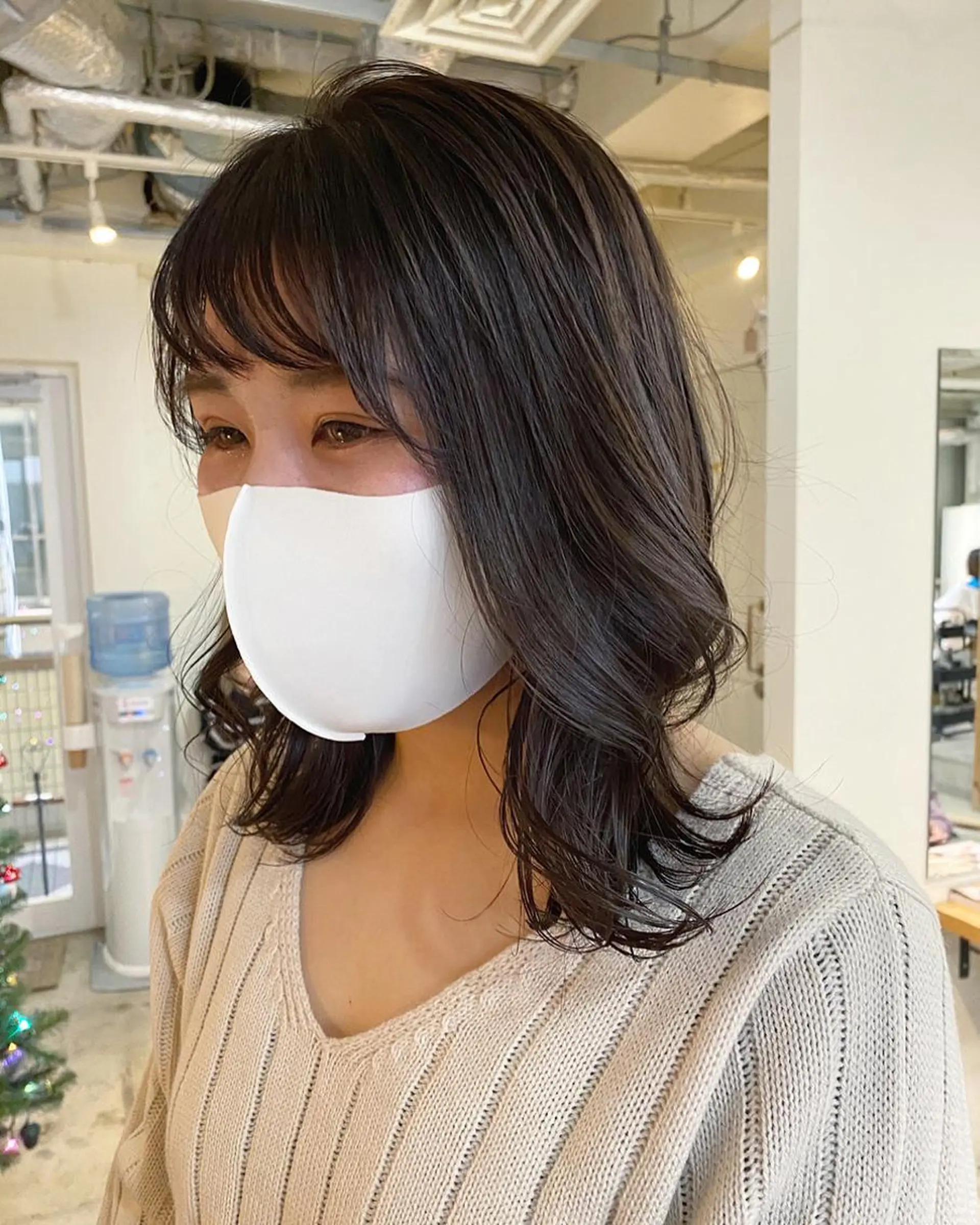 ミディアム くびれヘア パーマ美容師 hanaのヘアスタイル