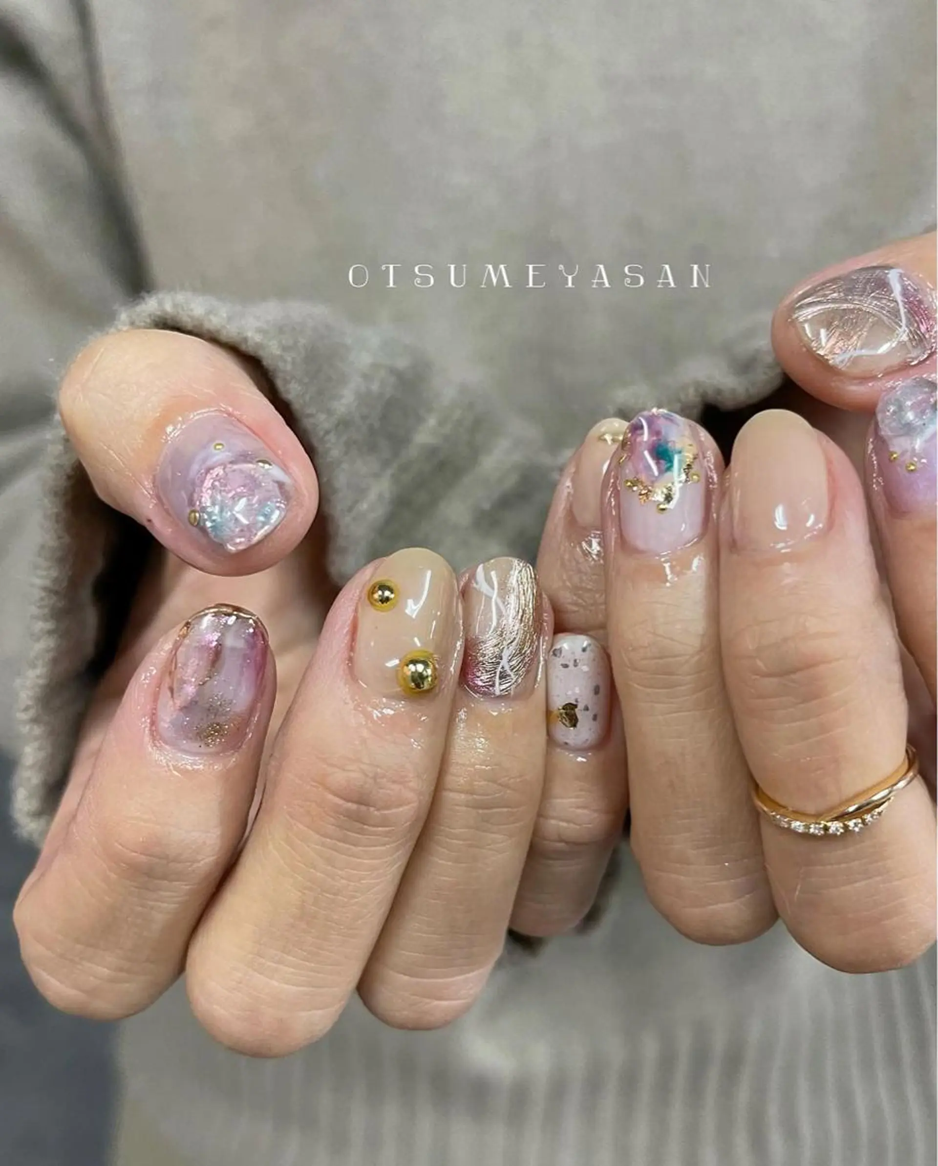 ネイル オーロラネイル ジェルネイル 韓国ネイル マグネットネイル ミラーネイル わたなべ ちかのネイルデザイン