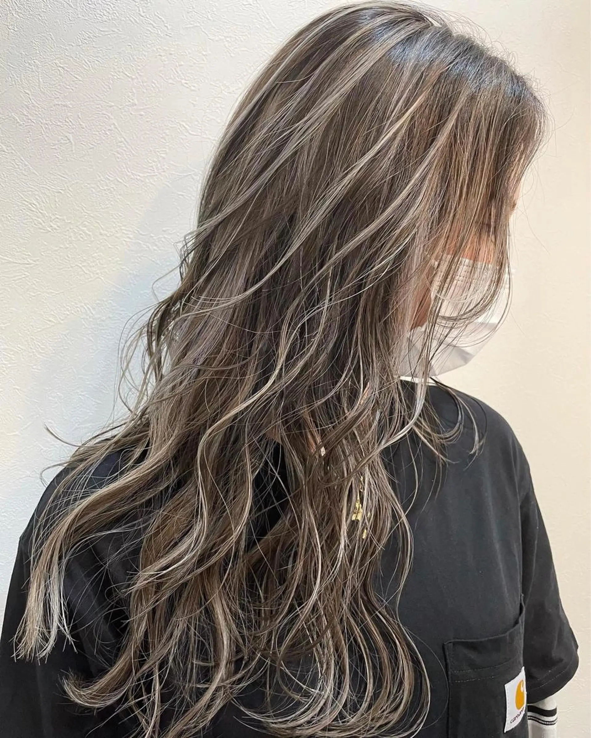 セミロング カラー カット ヘアカラー トリートメント ryu  ハイライト 🐻‍❄️🖤のヘアスタイル