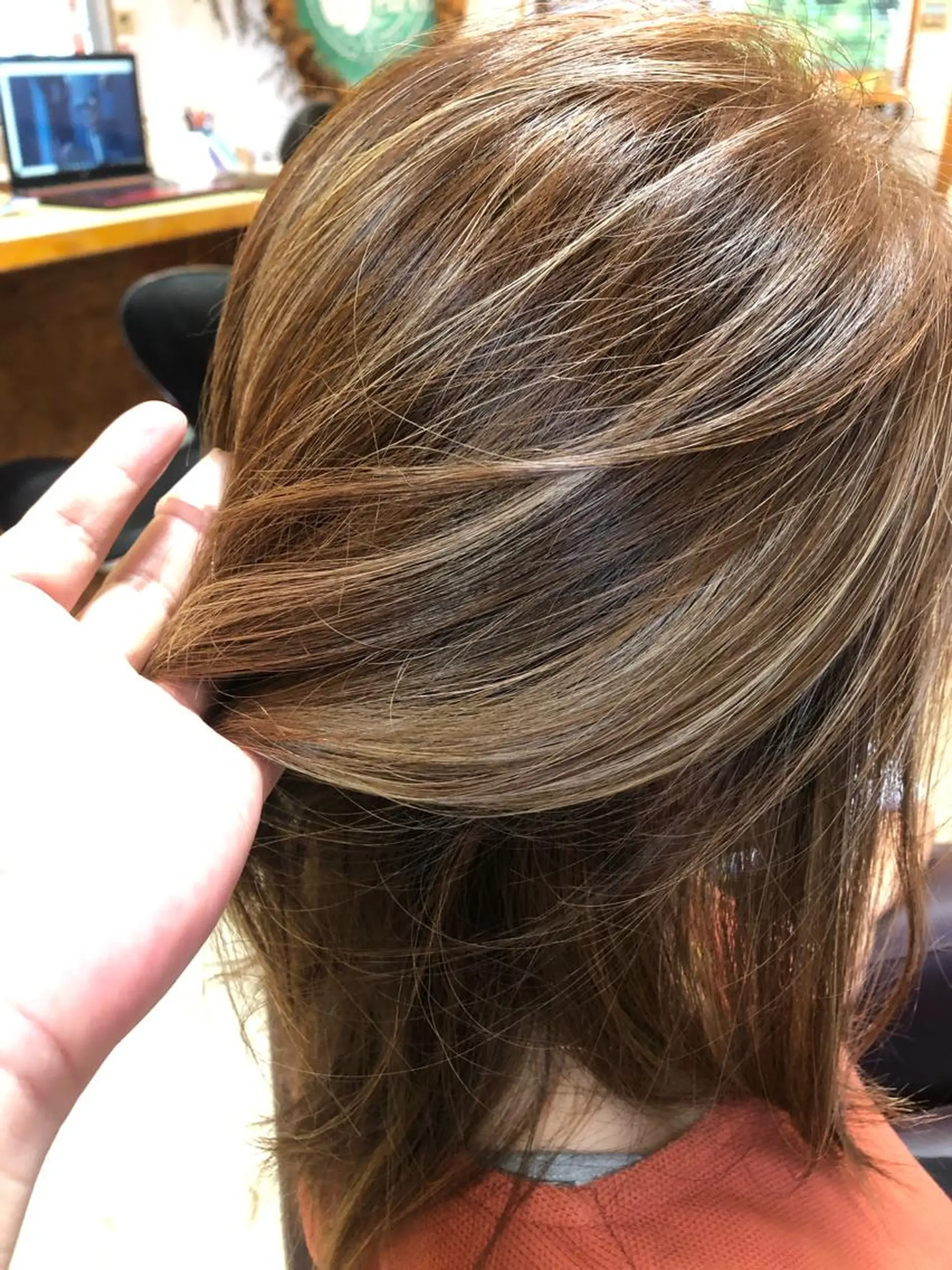 カラー カット ヘアカラー トリートメント 嘉手納美容室 ルアナエヴァのヘアスタイル