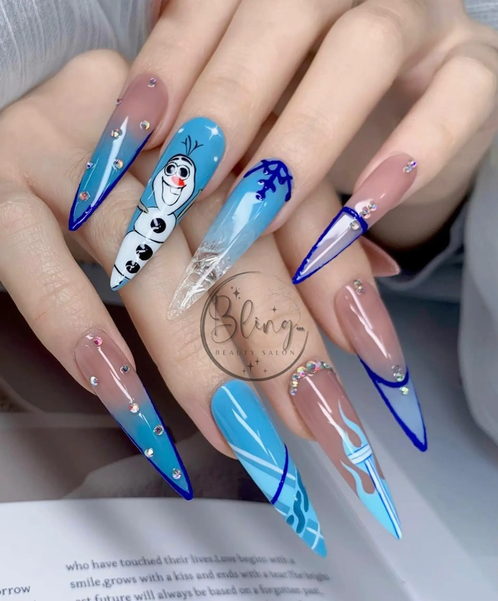 ロング 韓国風ヘア ハンドネイル Bling Salonのネイルデザイン