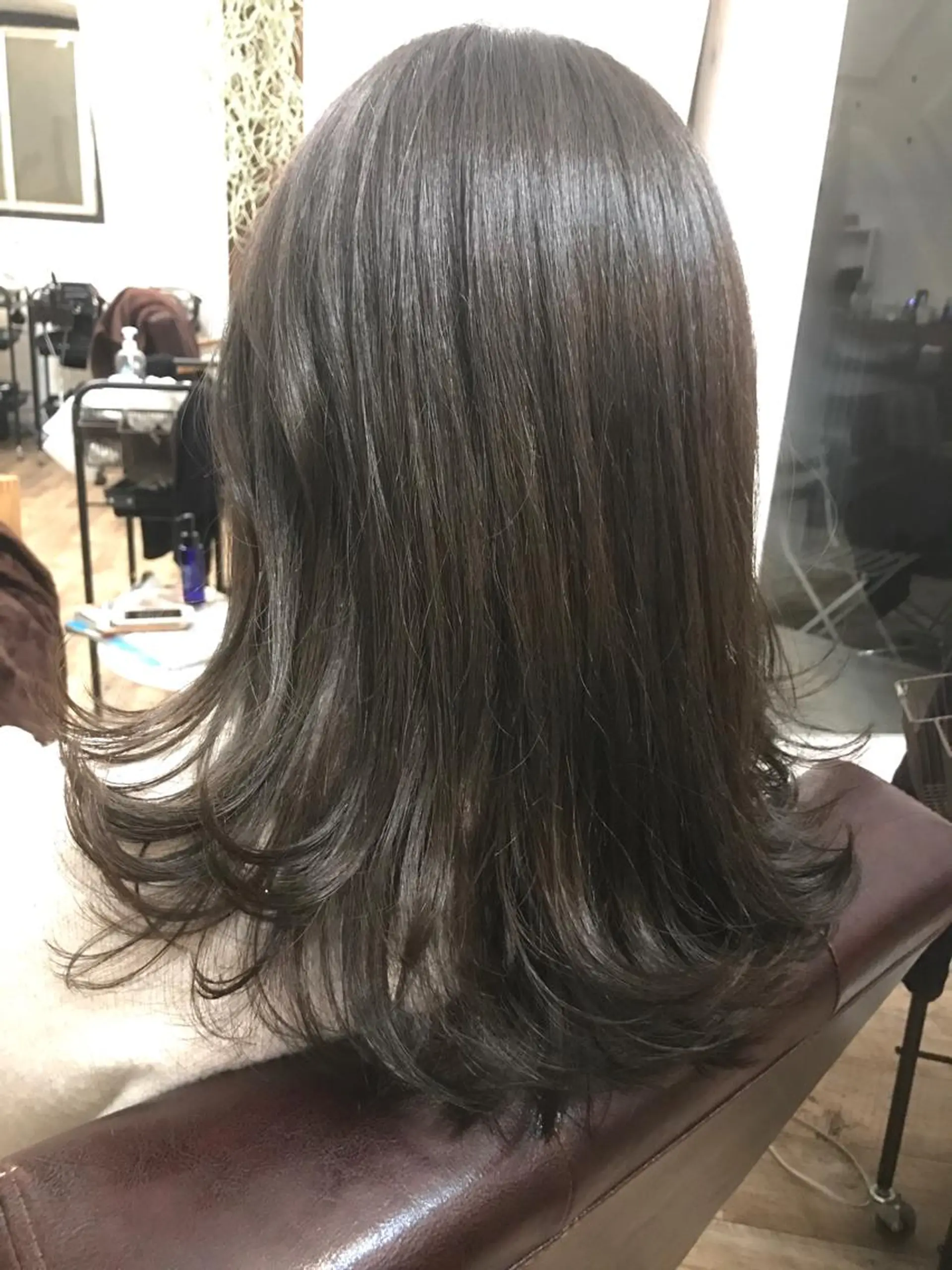 ショート ミディアム セミロング ロング FOLK所属・白髪ぼかしハイライト バレイヤージュヤマトのヘアスタイル