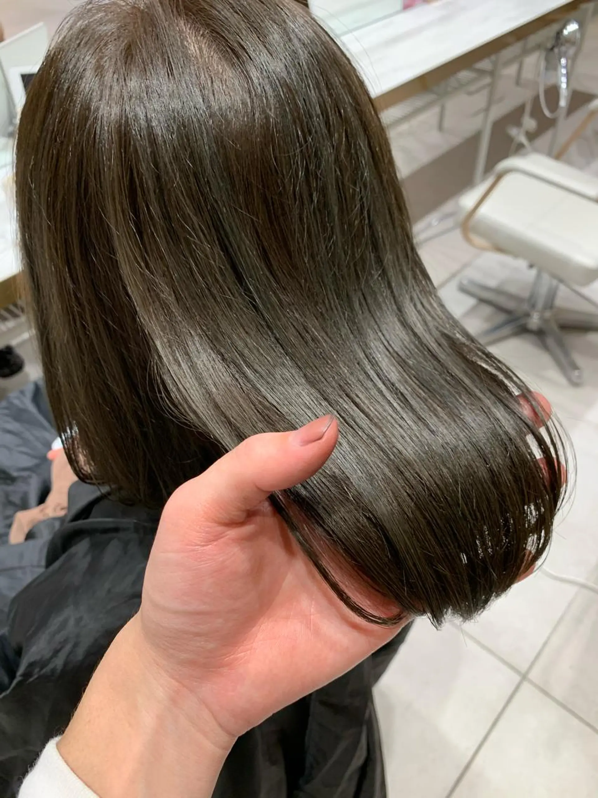 カラー レイヤー専門家 ダブルカラー修のヘアスタイル