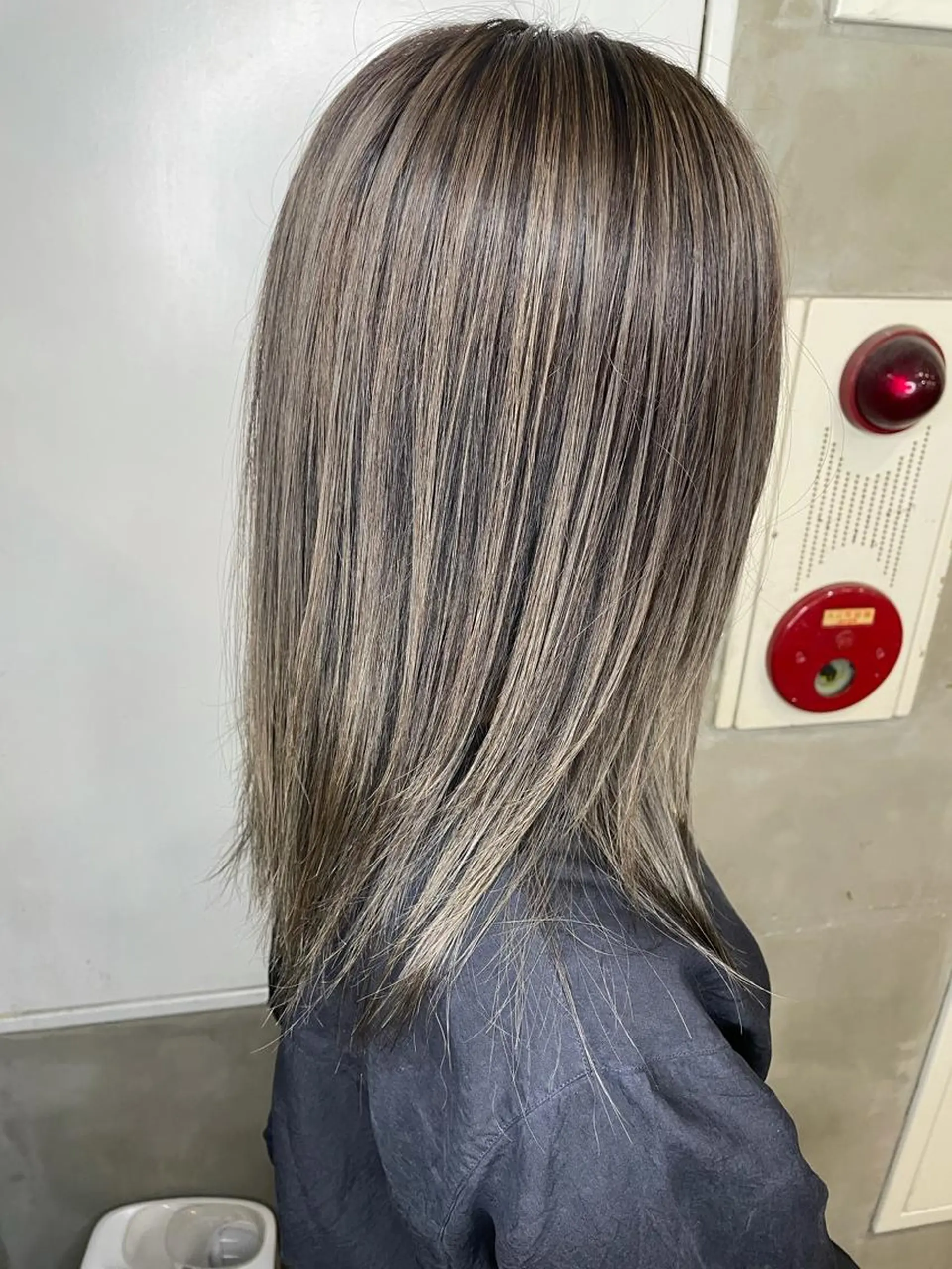 セミロング カラー ヘアカラー トリートメント La fith 店長 城谷颯人のヘアスタイル