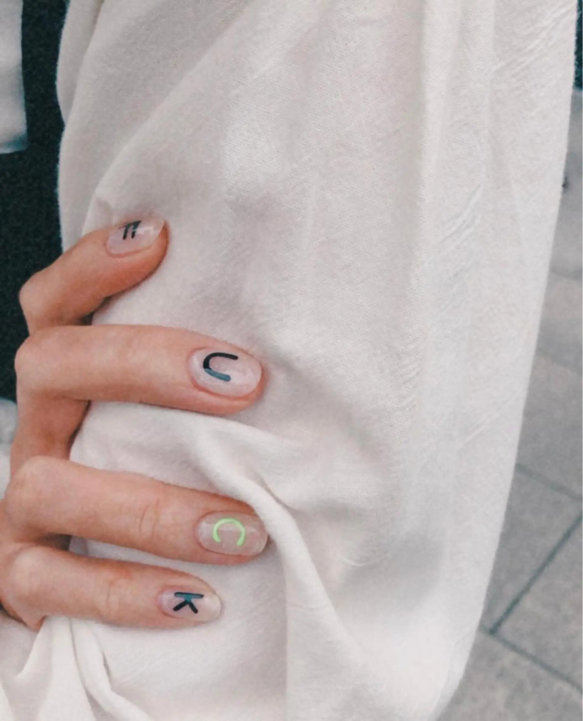 ネイル ハンドネイル フットネイル ハンドケア Miyagi Asamiのネイルデザイン