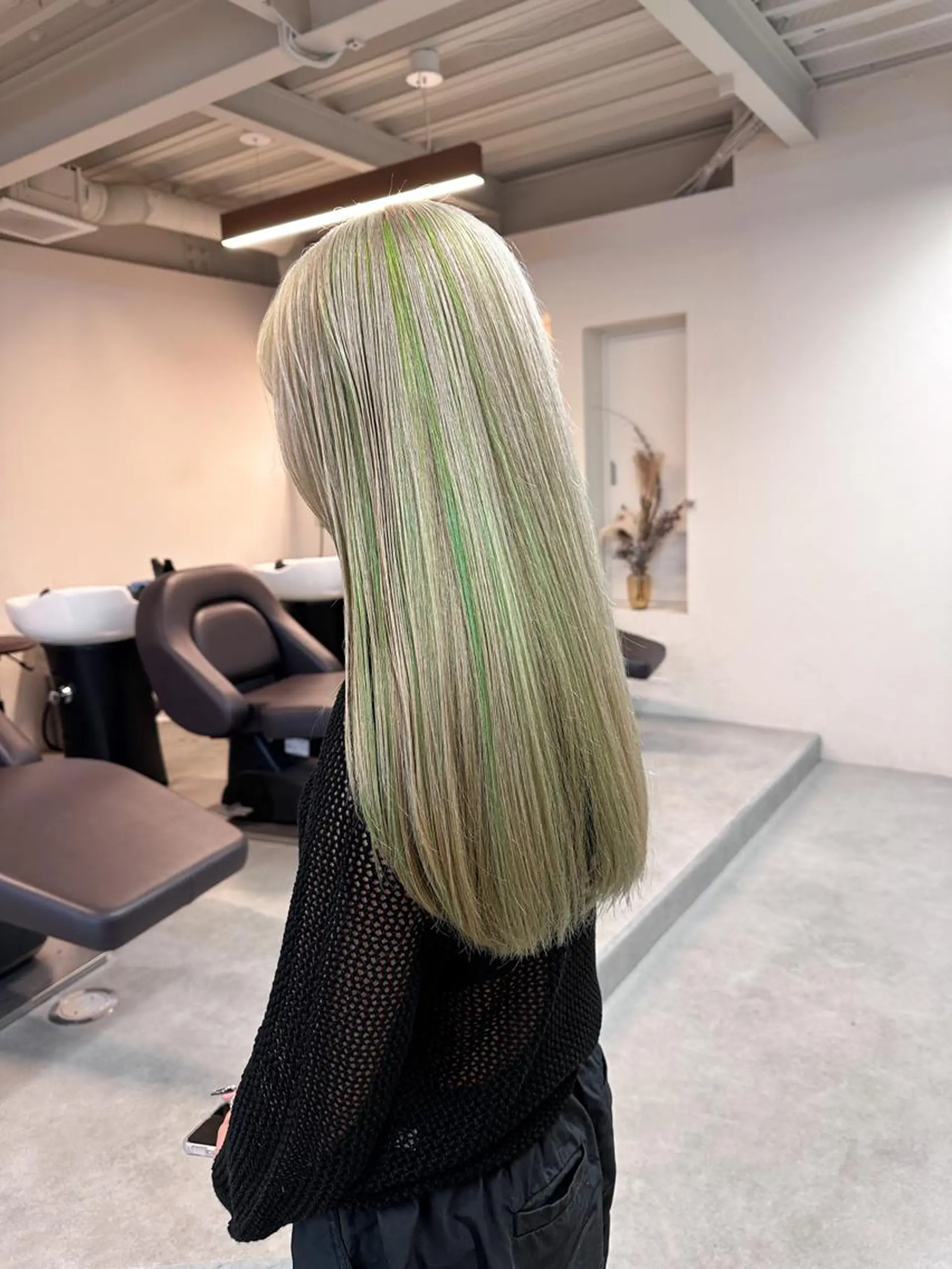 ロング カラー ハイトーン×似合わせ 🌱中川慎之介のヘアスタイル