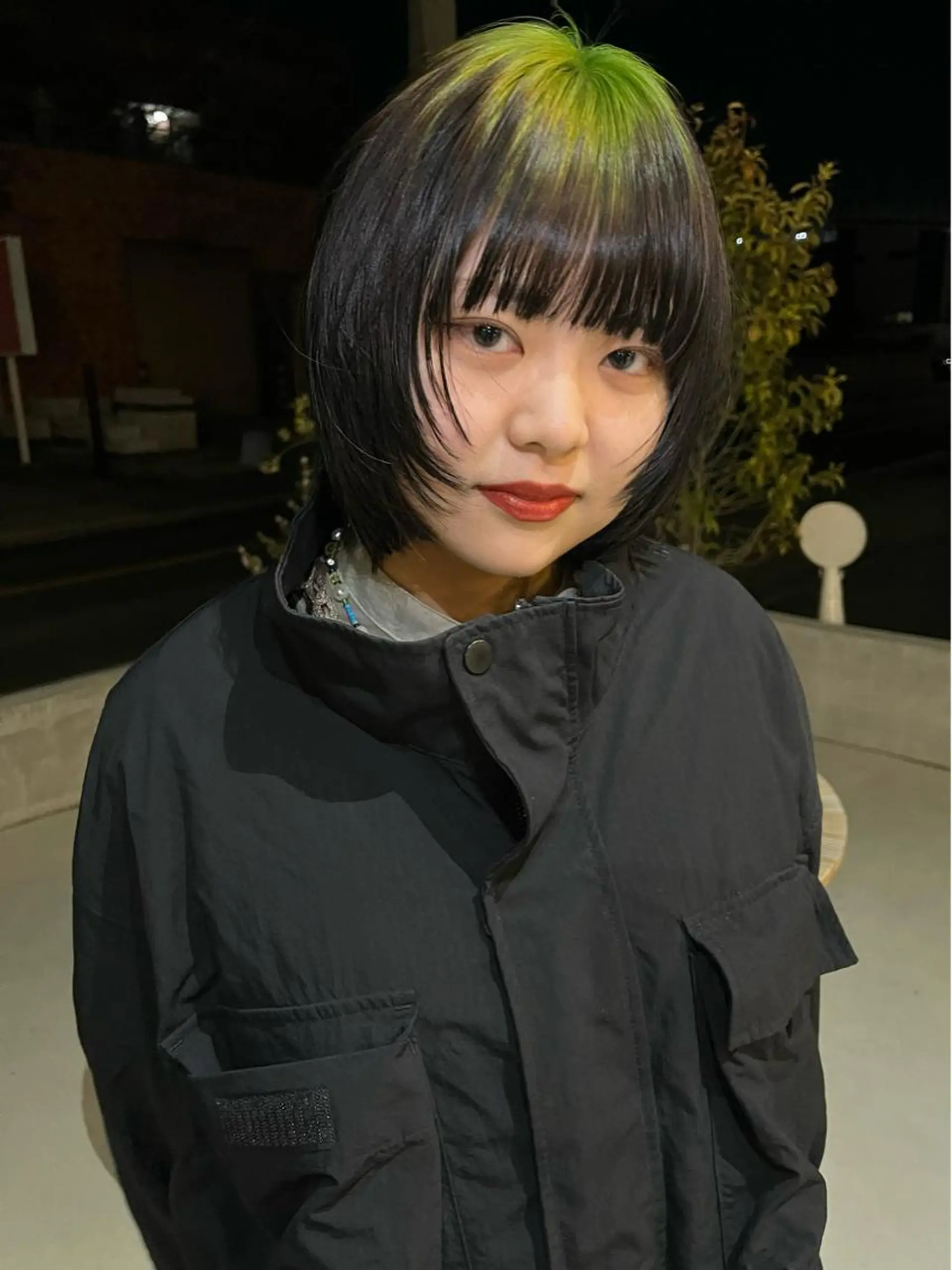 ショート カラー 網谷 萌夏のヘアスタイル