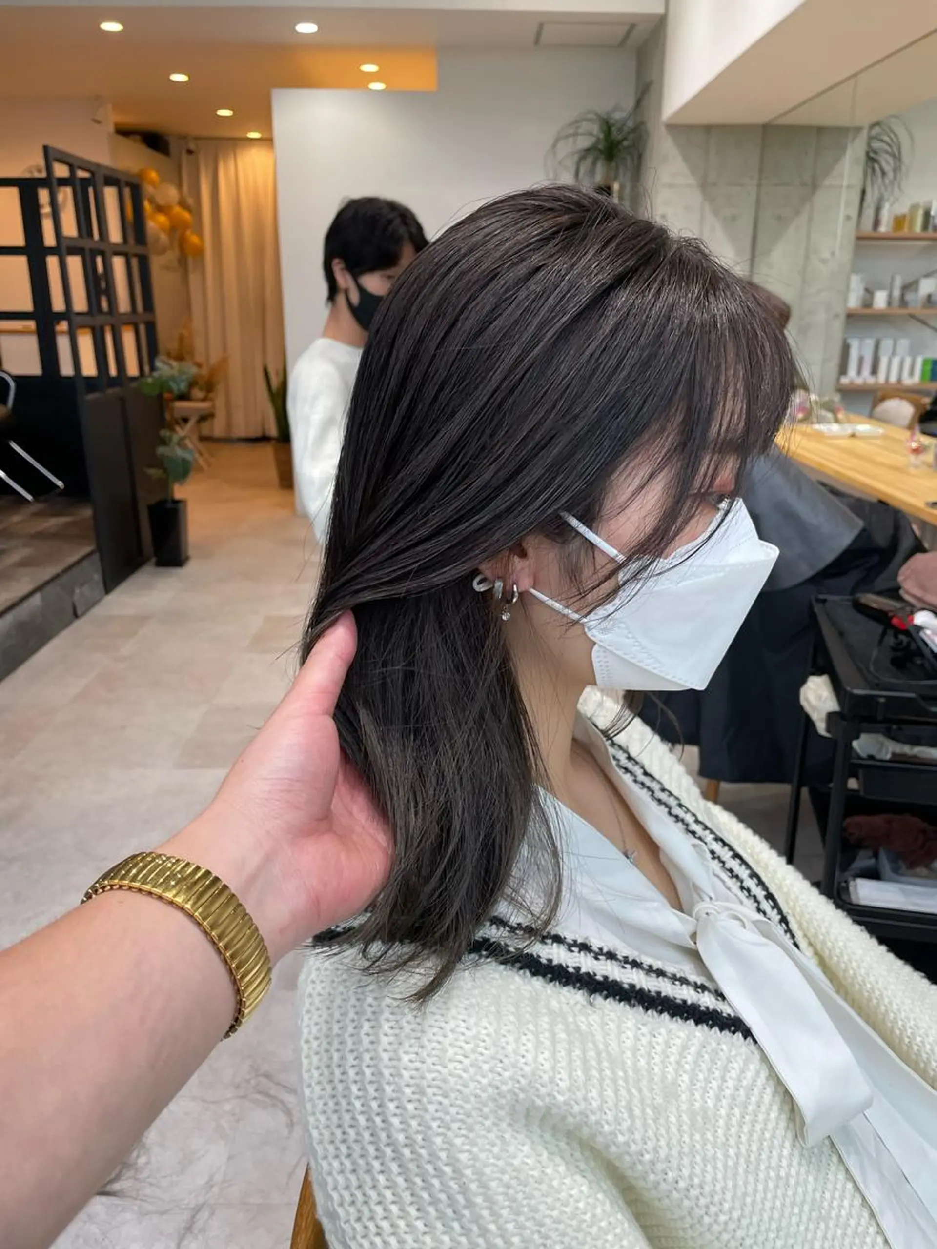 セミロング ヘアカラー トリートメント ✨透明感カラー/縮毛 恵比寿HAYATO✨のヘアスタイル