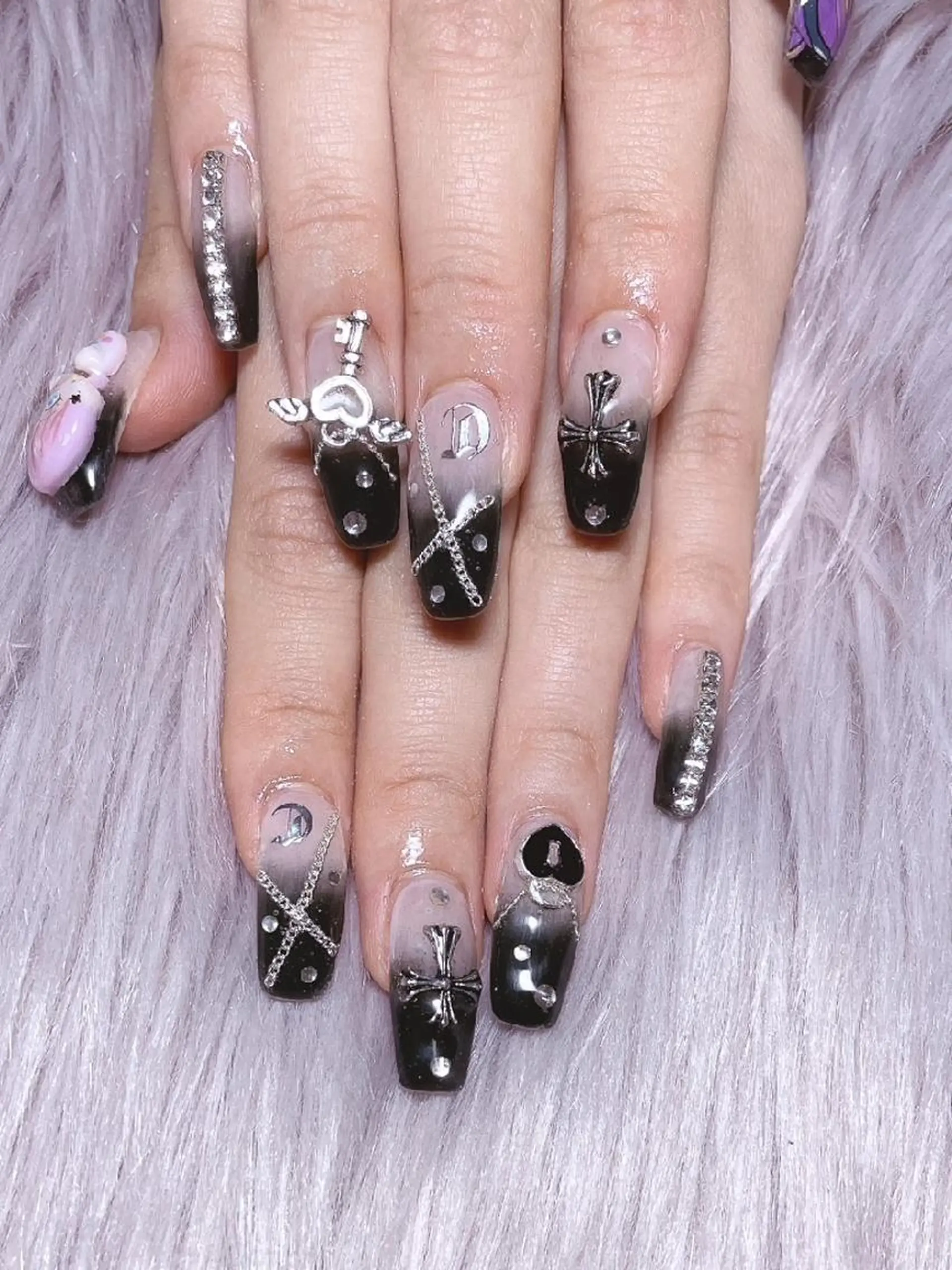 ネイル NAKAJIMA ERIKAのネイルデザイン