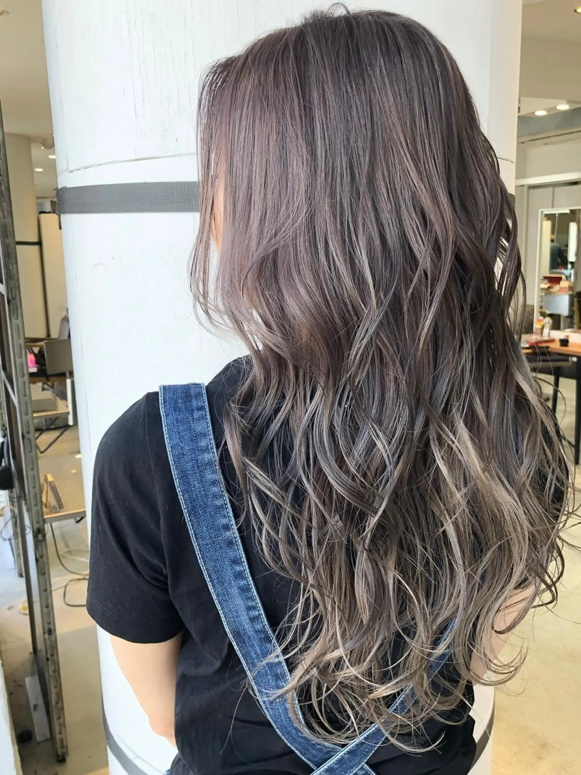 ロング カラー welring hair salonのヘアスタイル