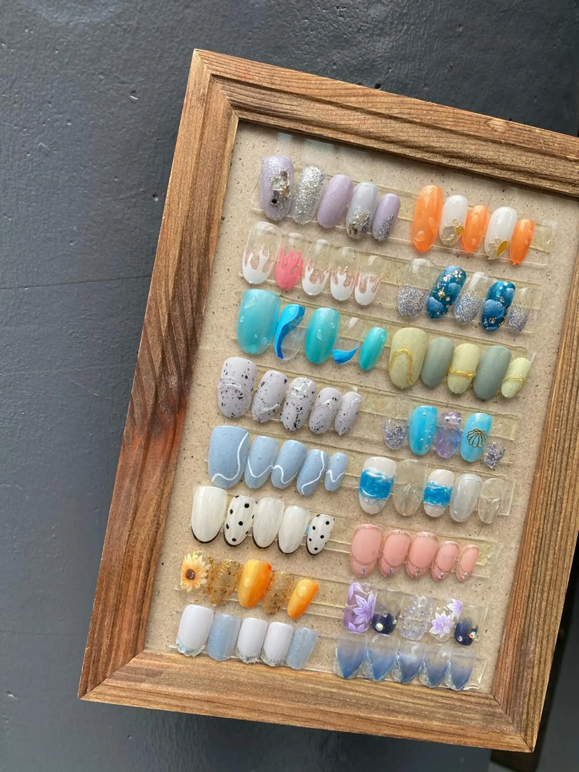 ネイル フットネイル IROHA Nail 矢掛萌子のネイルデザイン