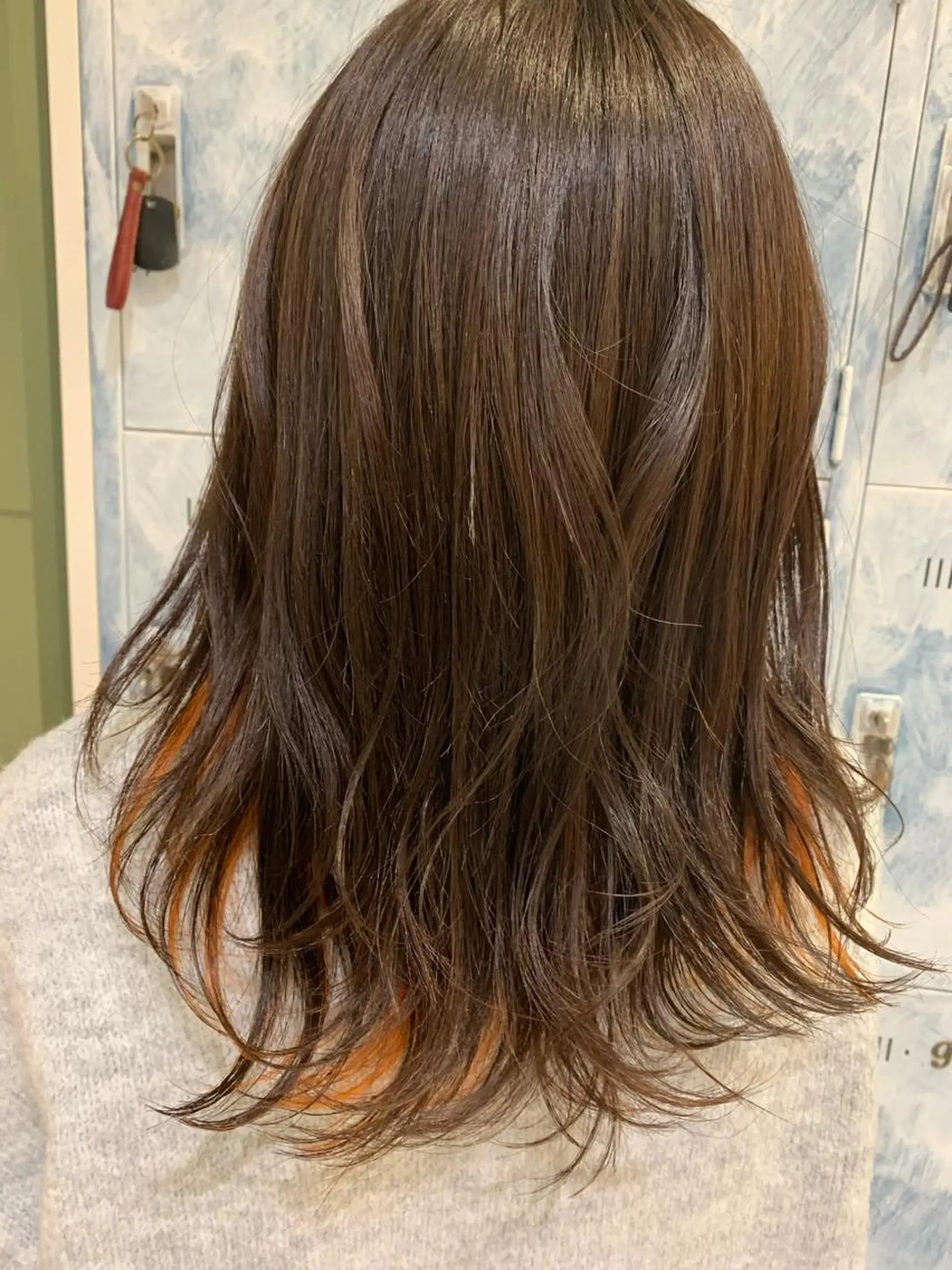 ミディアム カラー インナーカラー オレンジ 髪質改善/縮毛矯正 ツヤ髪🩷さつきのヘアスタイル