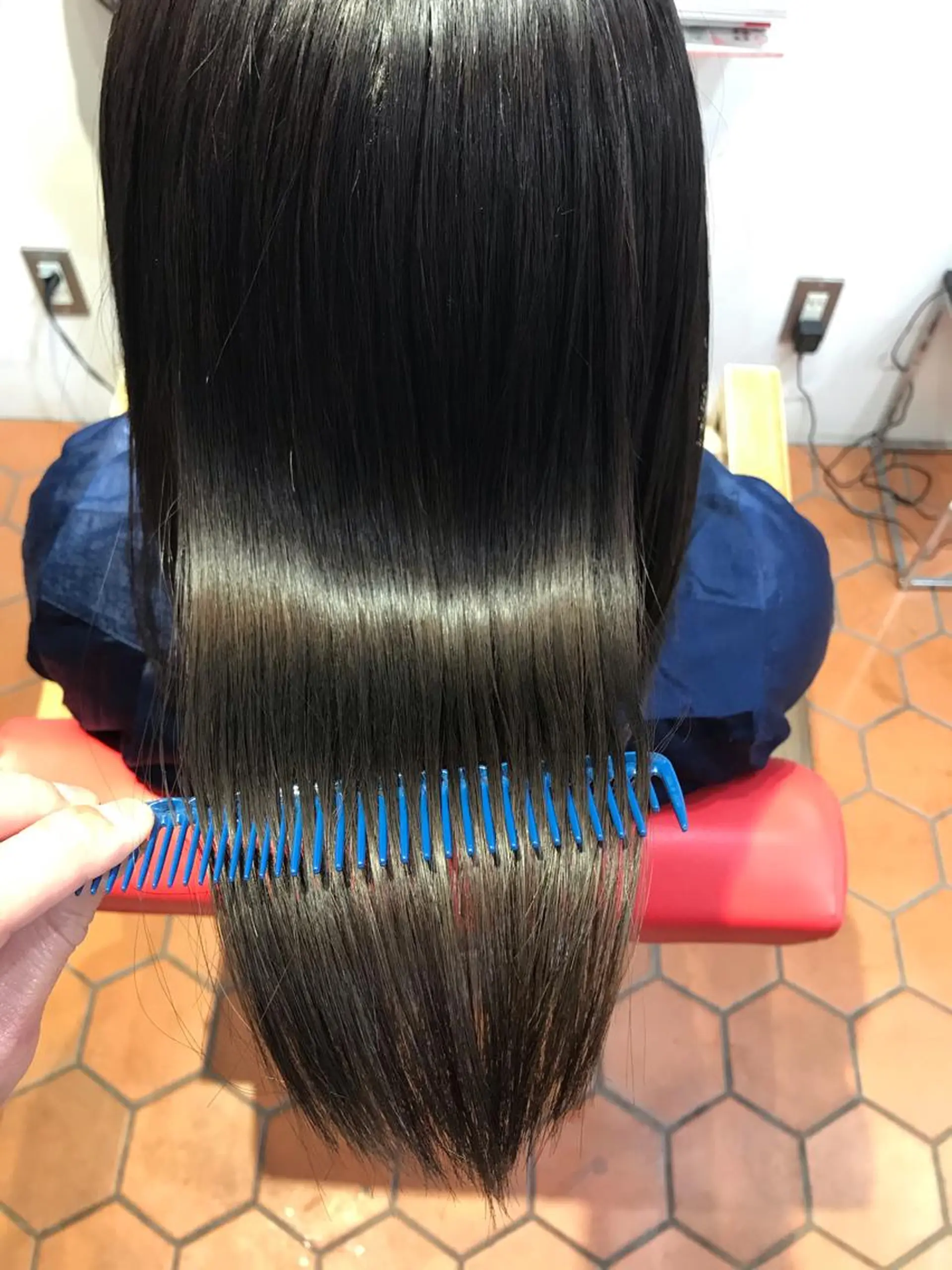 ロング 縮毛矯正 カンナヘアーメゾン所属・上西 高志のヘアスタイル