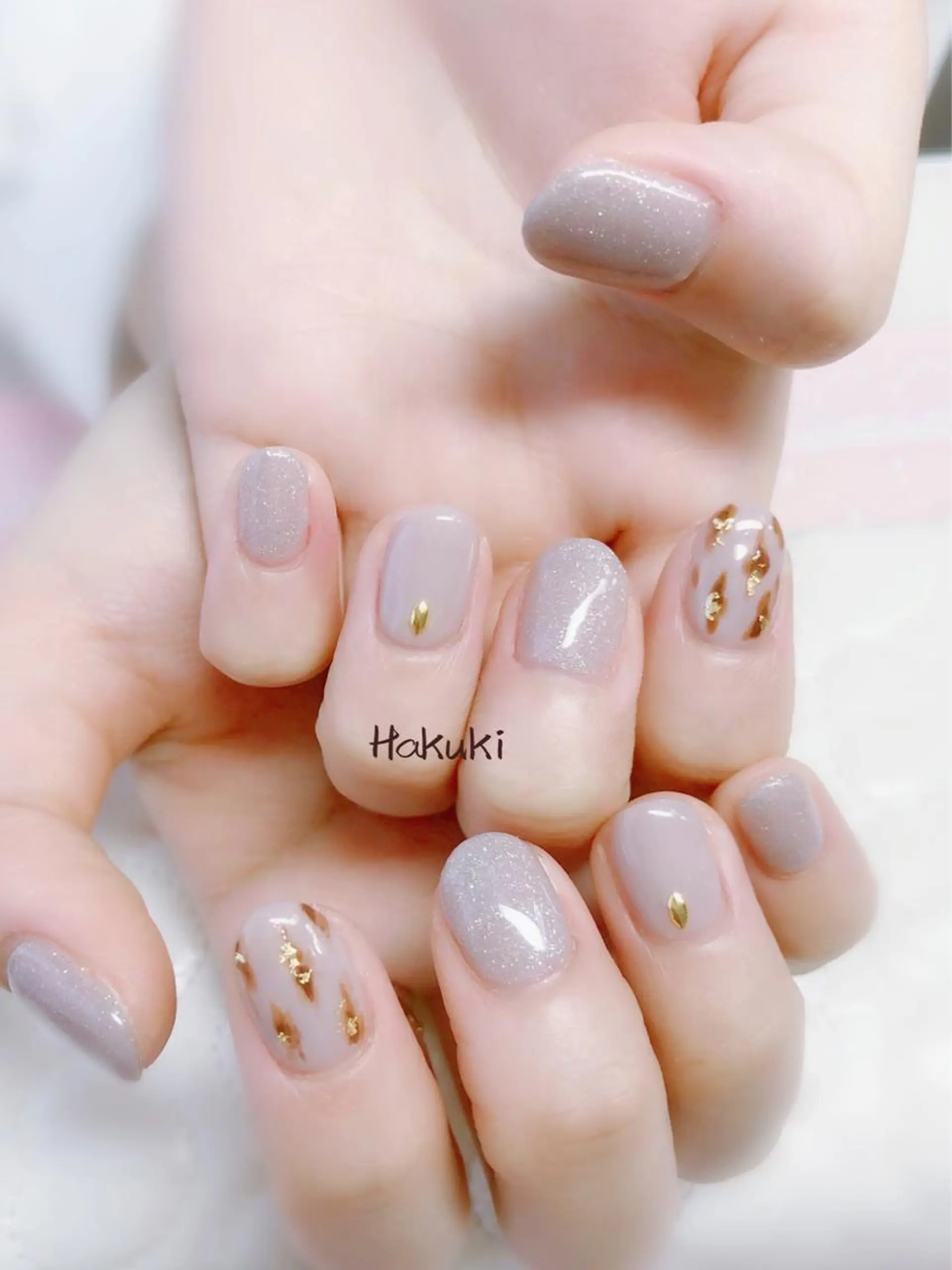 ネイル ハンドネイル ハンドケア ハク キのネイルデザイン