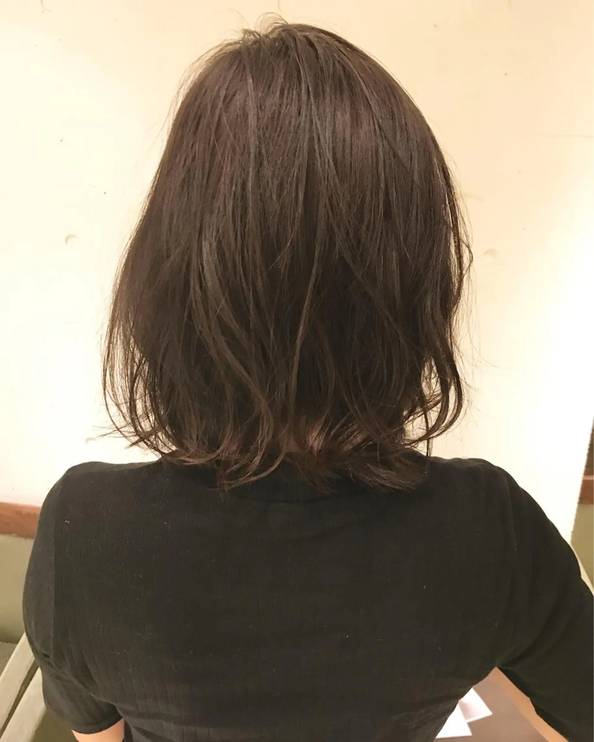 ミディアム カラー パーマ 赤み消し韓国ヘア レイヤー縮毛🤍渡邉のヘアスタイル