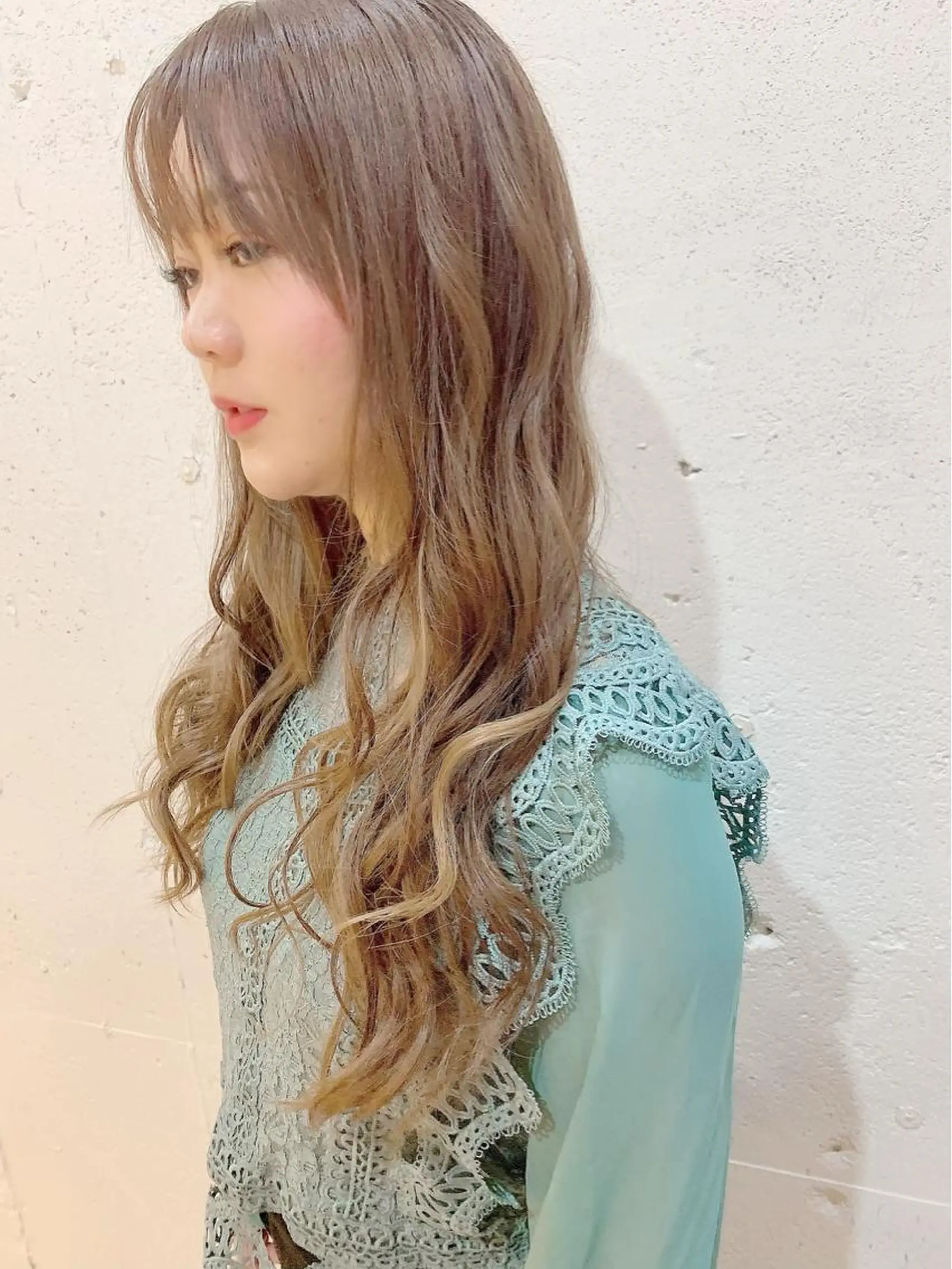 ロング カラー ベージュカラー ブリーチ ブラウンカラー ハイトーンカラー ハイトーンベージュ カット ヘアカラー 💛丁寧さNo.🥇 🧸片山智裕💛のヘアスタイル