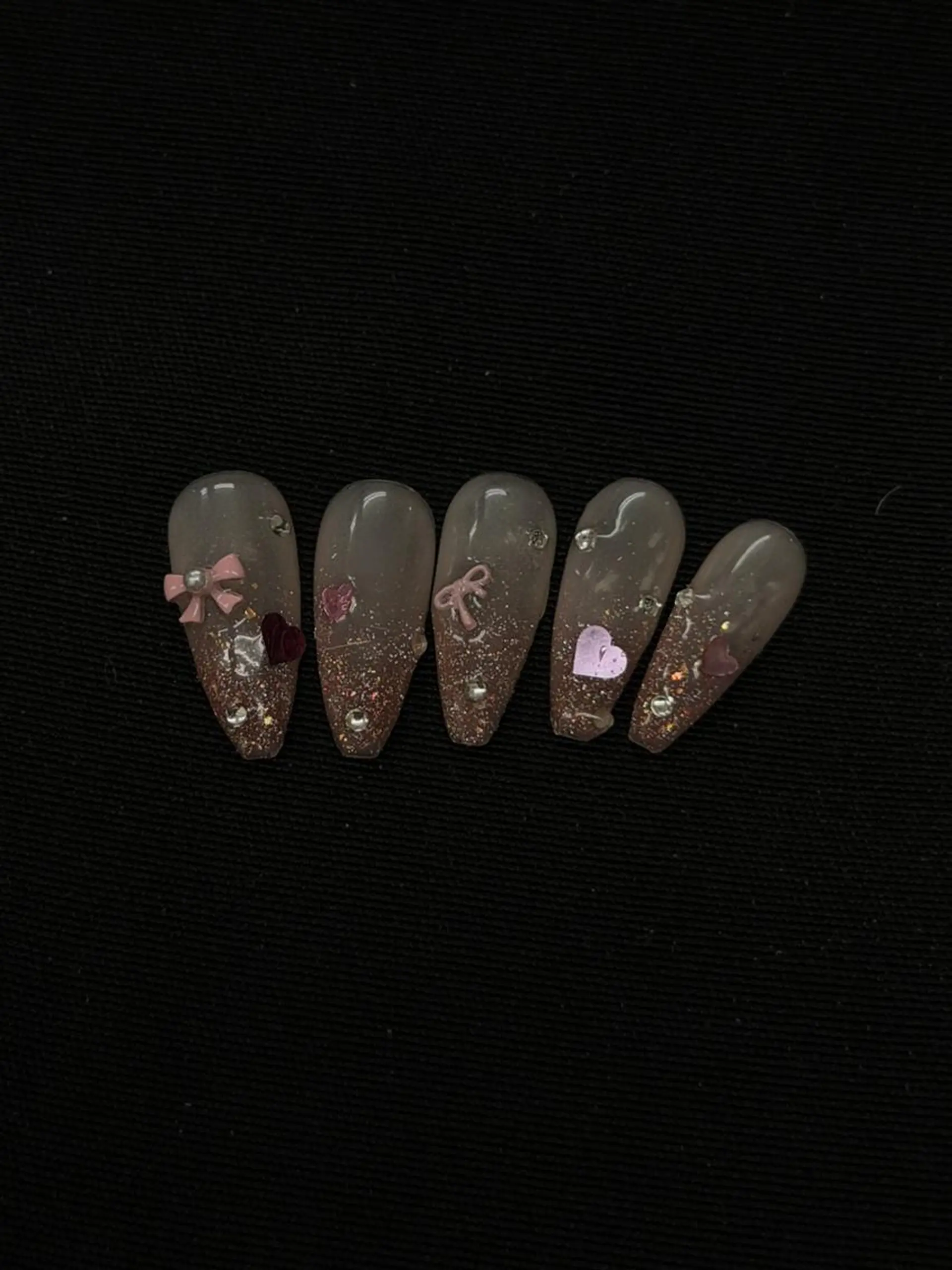 ネイル Yosora nailのネイルデザイン