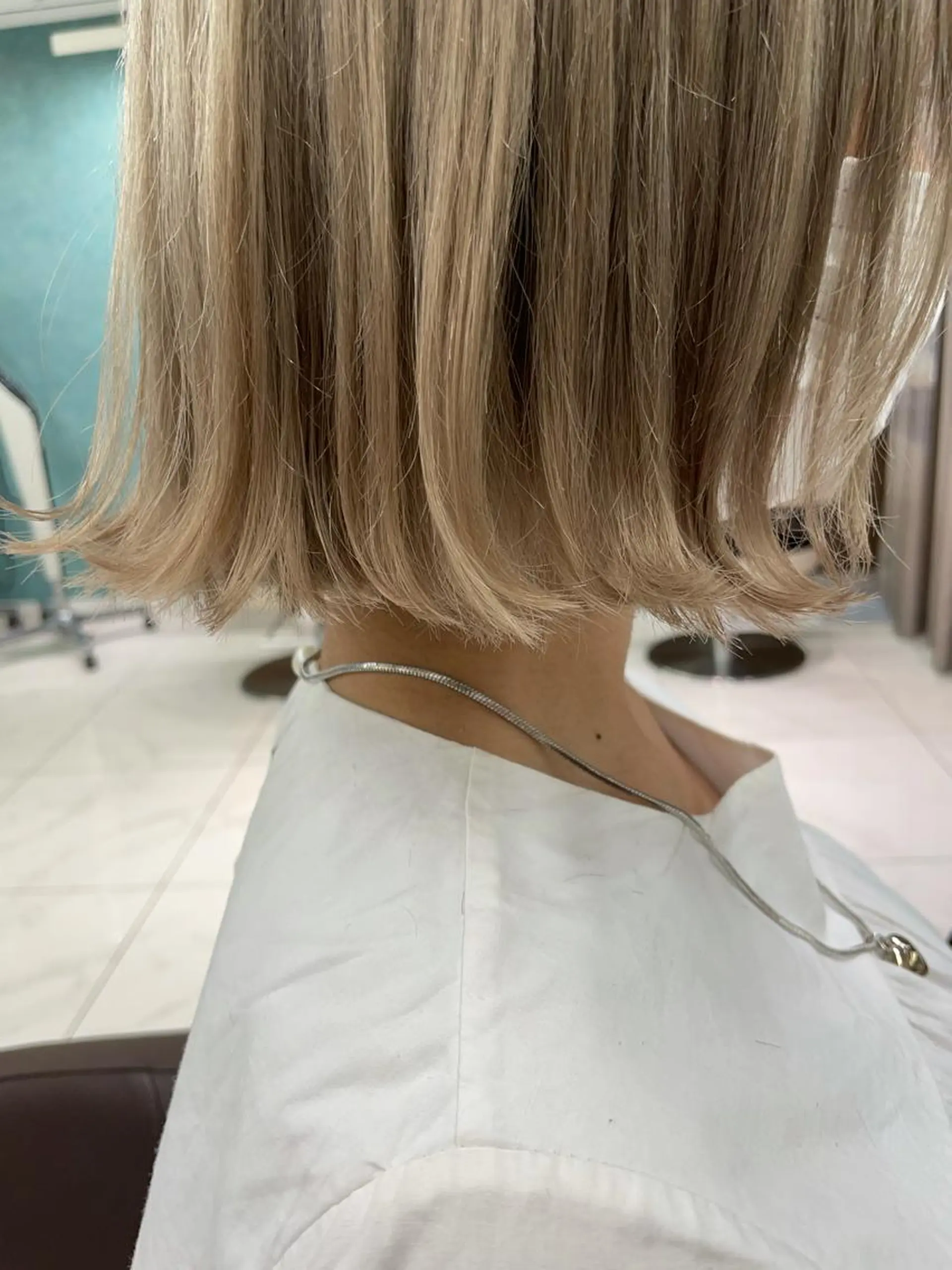 ミディアム 外ハネヘア 福島成美/髪質改善 縮毛矯正/カラーのヘアスタイル