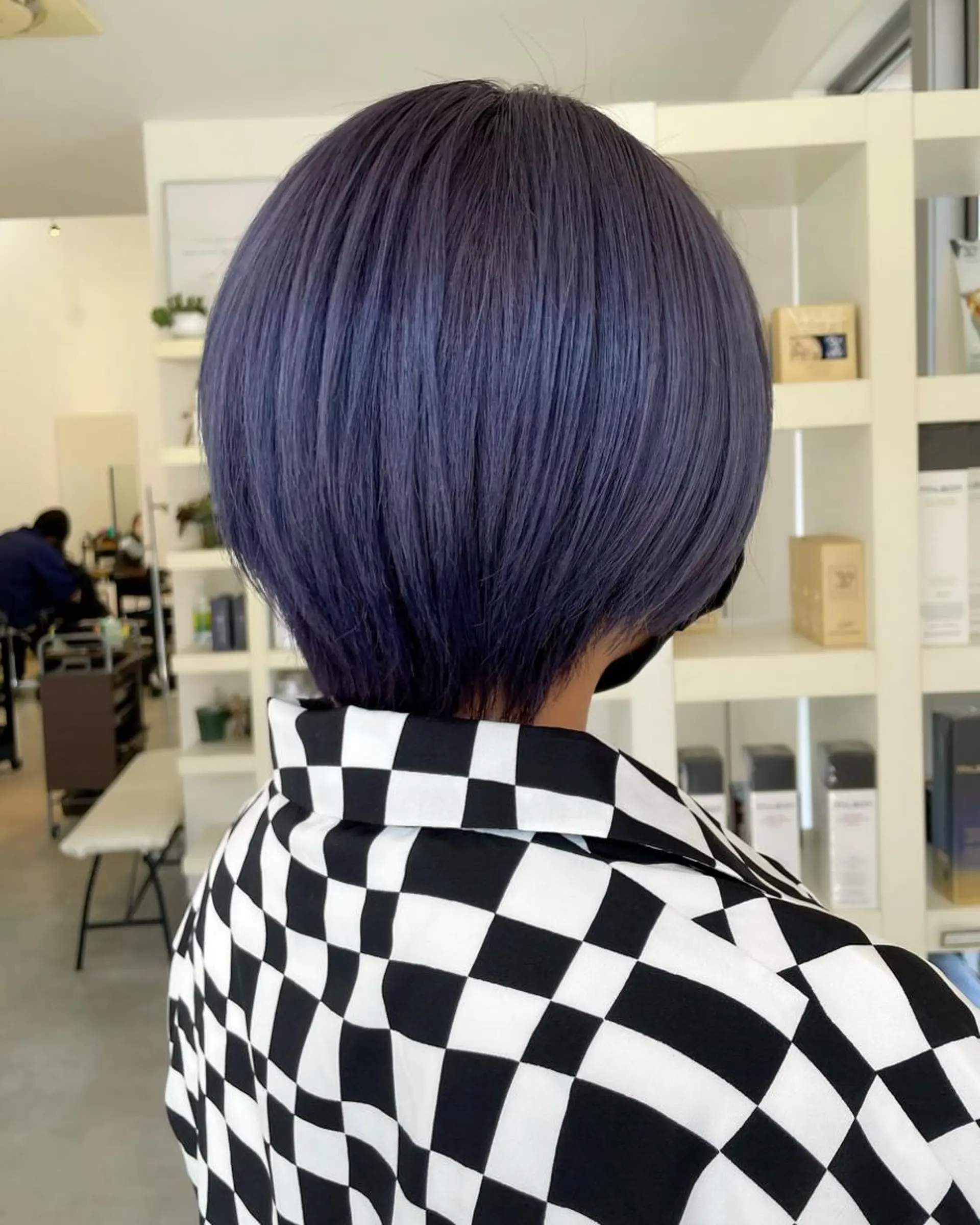 ショート カラー ブリーチ ブルーカラー ブルーラベンダー ラベンダーカラー mir MIYUのヘアスタイル