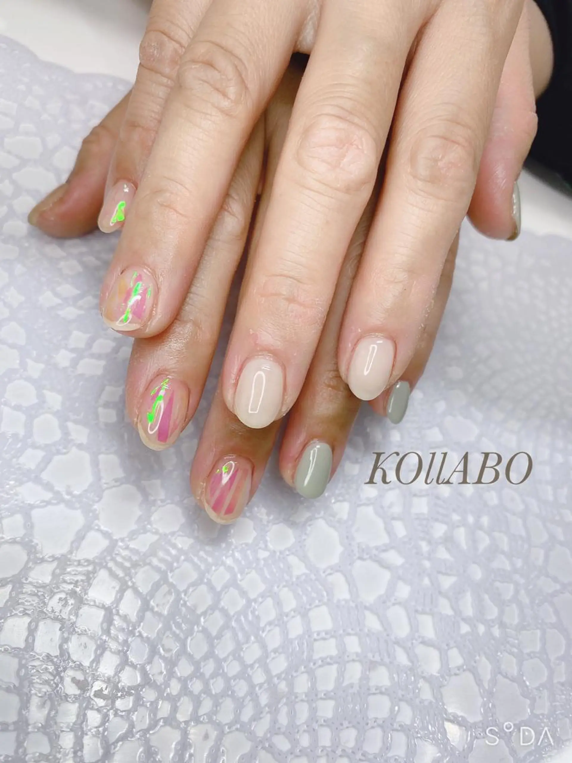 ネイル KOLLABO nailのネイルデザイン