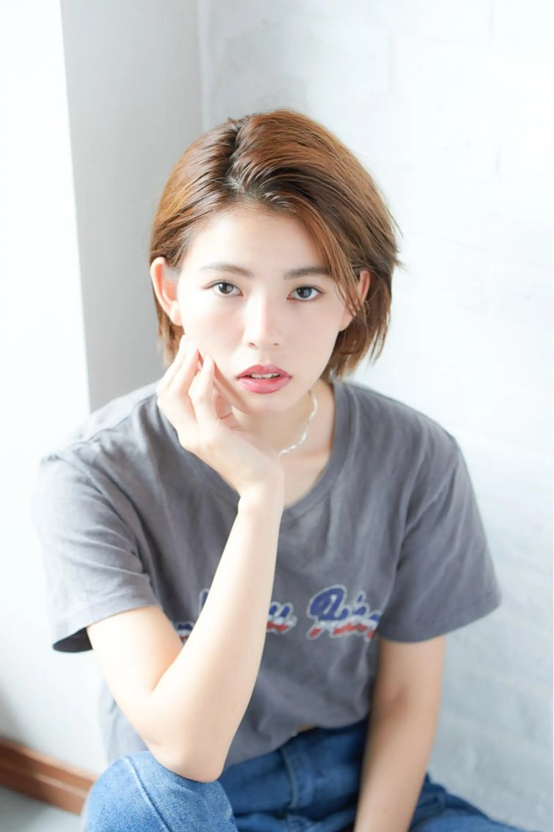 ショート カラー ベージュカラー 黒髪 ブルーカラー ブルーブラック イヤリングカラー カット ヘアカラー ヘアセット BACANCES〜バカンス〜所属・👑👑👑👑工藤 敬👑👑👑👑のヘアスタイル