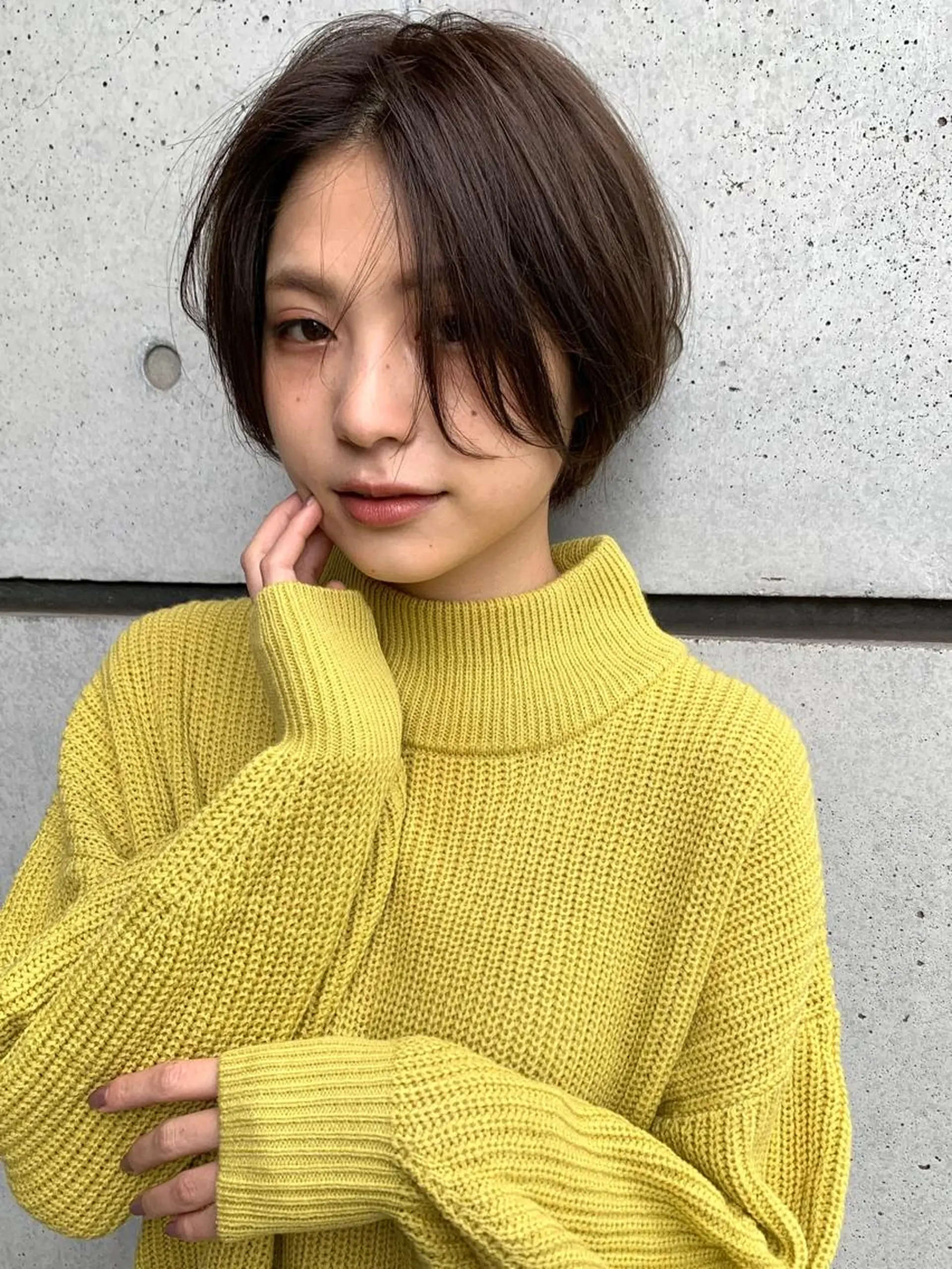 ショート カラー グラデーションカラー オリーブカラー ボブ 大西 真人🪴のヘアスタイル