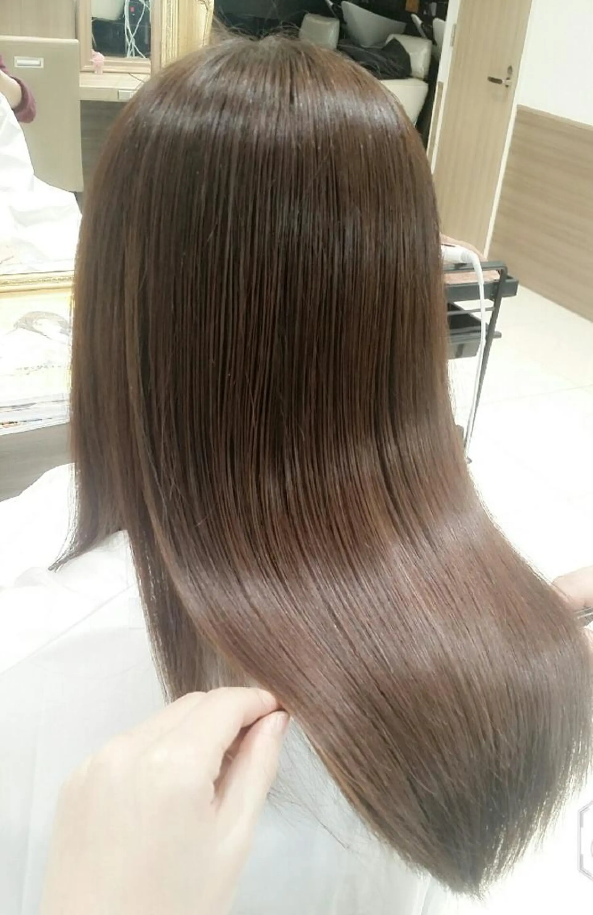 ロング Ash 店長　山下達也のヘアスタイル