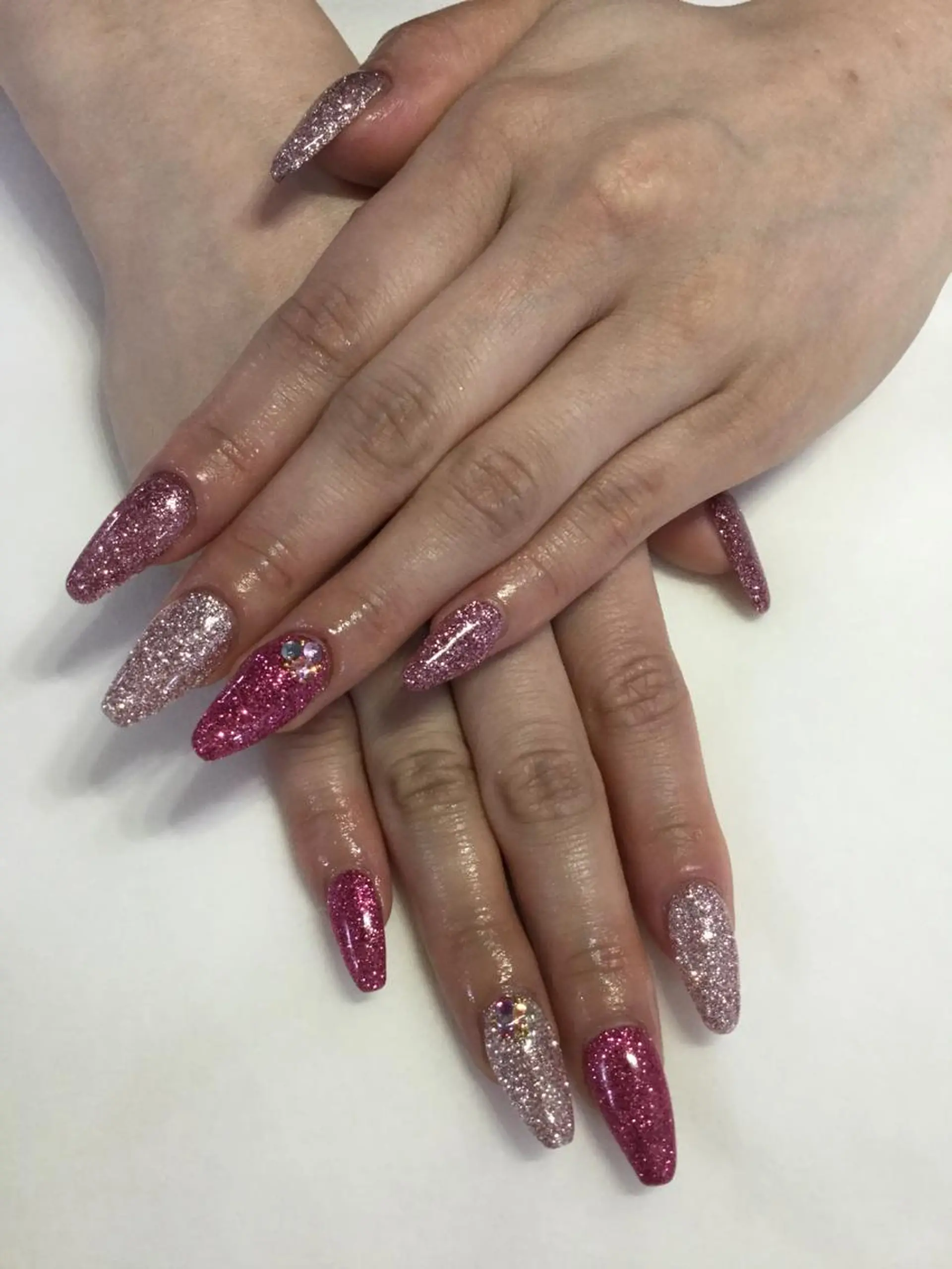 ネイル ハンドネイル 💎🐰 saki. m 🐰💎のネイルデザイン