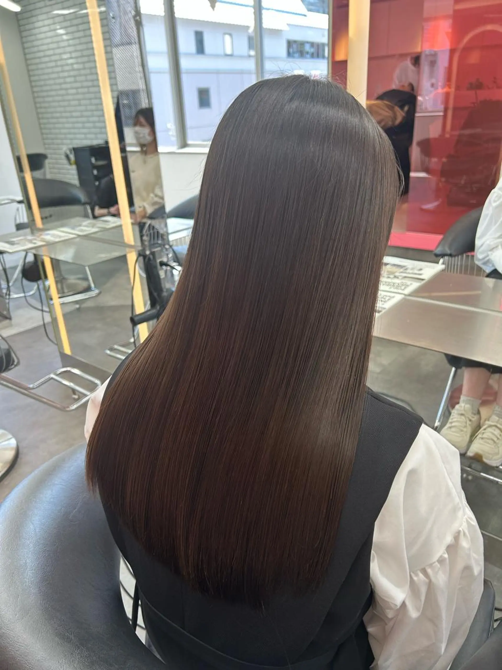 ロング カラー カット ヘアカラー 縮毛矯正 トリートメント 莉乃/縮毛矯正/髪質 改善/艶カラーのヘアスタイル