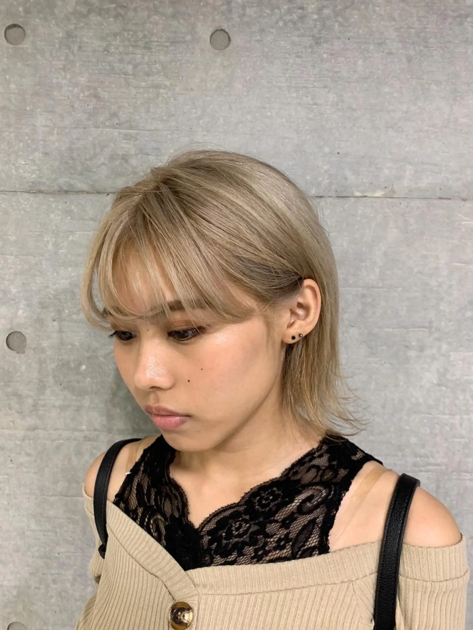 ショート カラー ブリーチ ブロンド ケアブリーチ ホワイトブロンド ヘアカラー トリートメント THE./ブリーチ 透感カラー/髪質改善のヘアスタイル