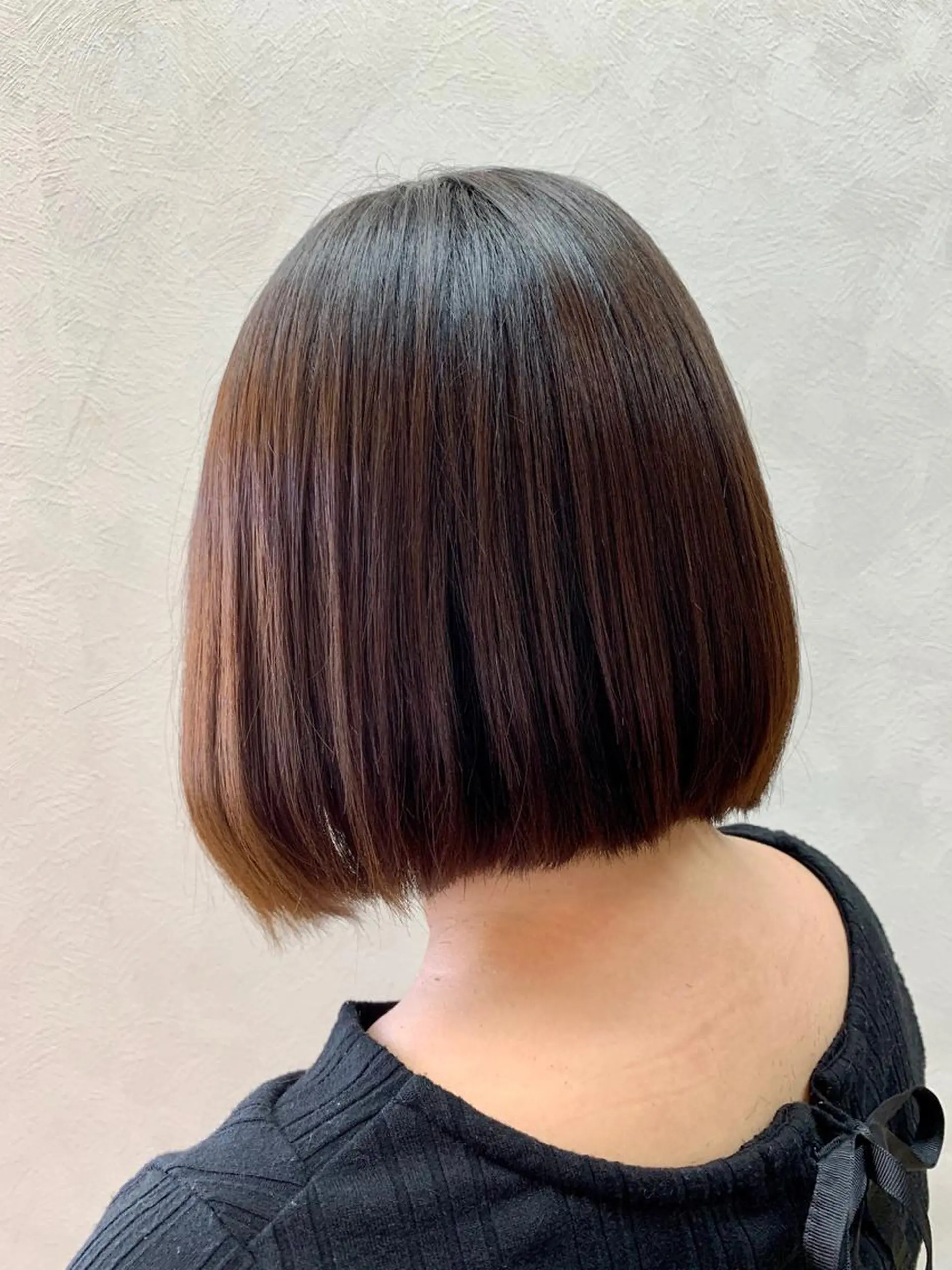 ショート 前下がりボブ ボブ 加藤 遥花のヘアスタイル