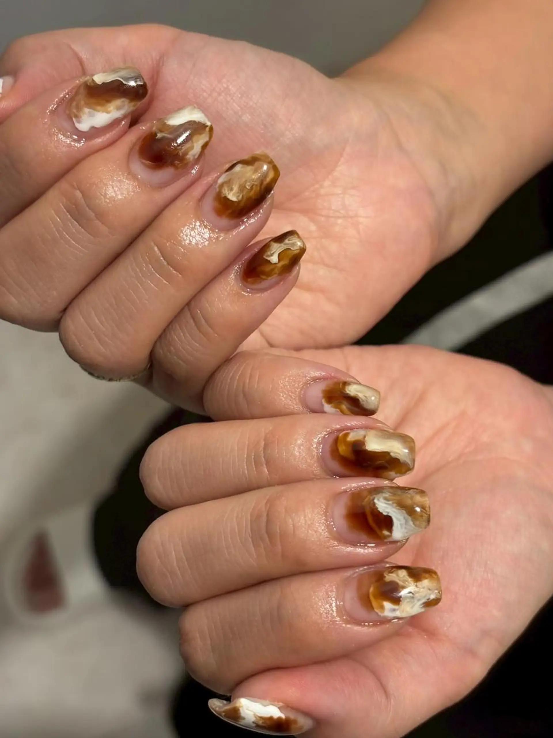 ネイル アートネイル フラッシュネイル フレンチネイル マグネットネイル Allma Nailのネイルデザイン