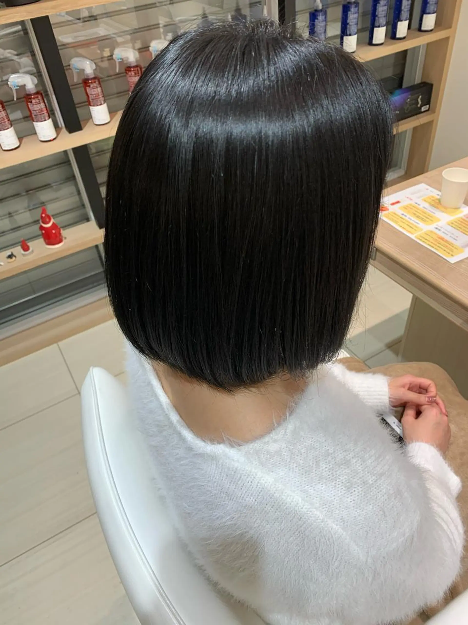 ミディアム カラー 髙橋 侑菜のヘアスタイル