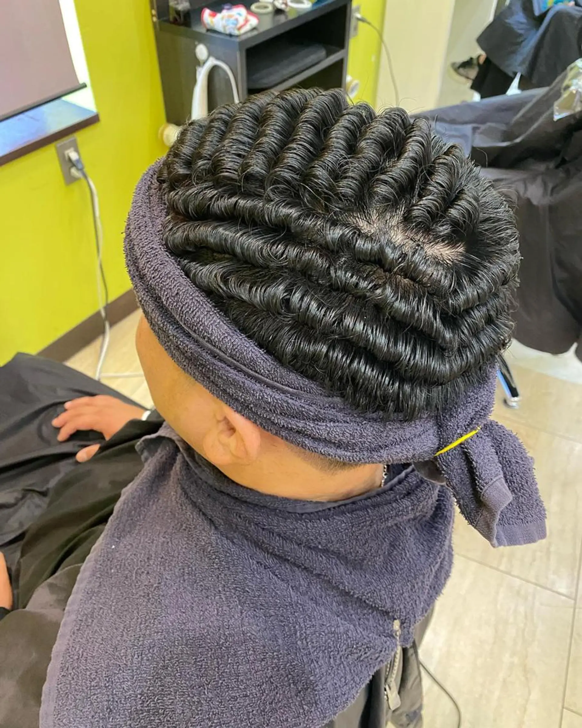 パーマ メンズ フェードカット メンズパーマ プードルパーマ 濡れパン メンズツイストパーマ 年間2000名担当◎ パーマ職人/仲原佑樹のヘアスタイル